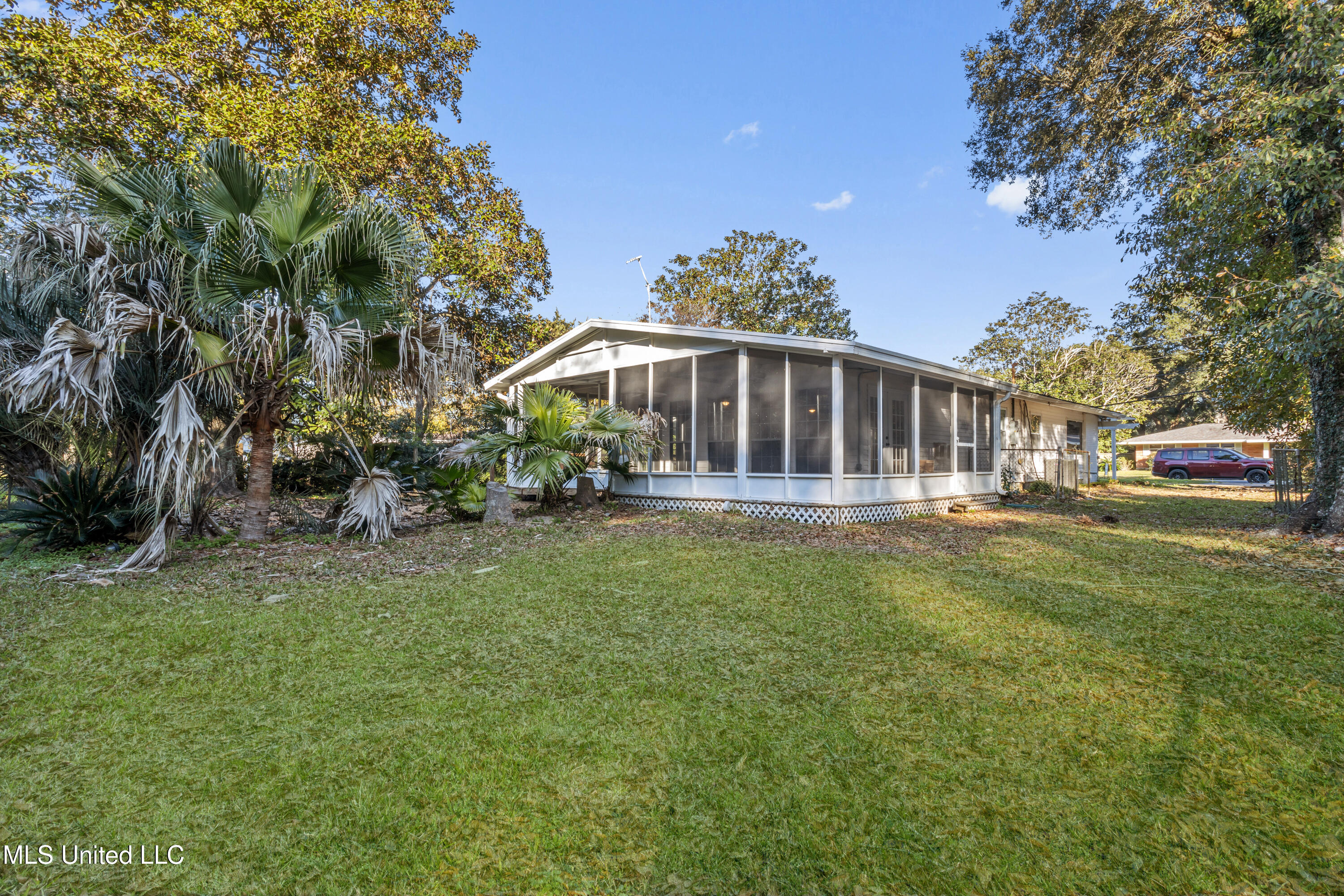 213 Clower Avenue, Long Beach, Mississippi image 27