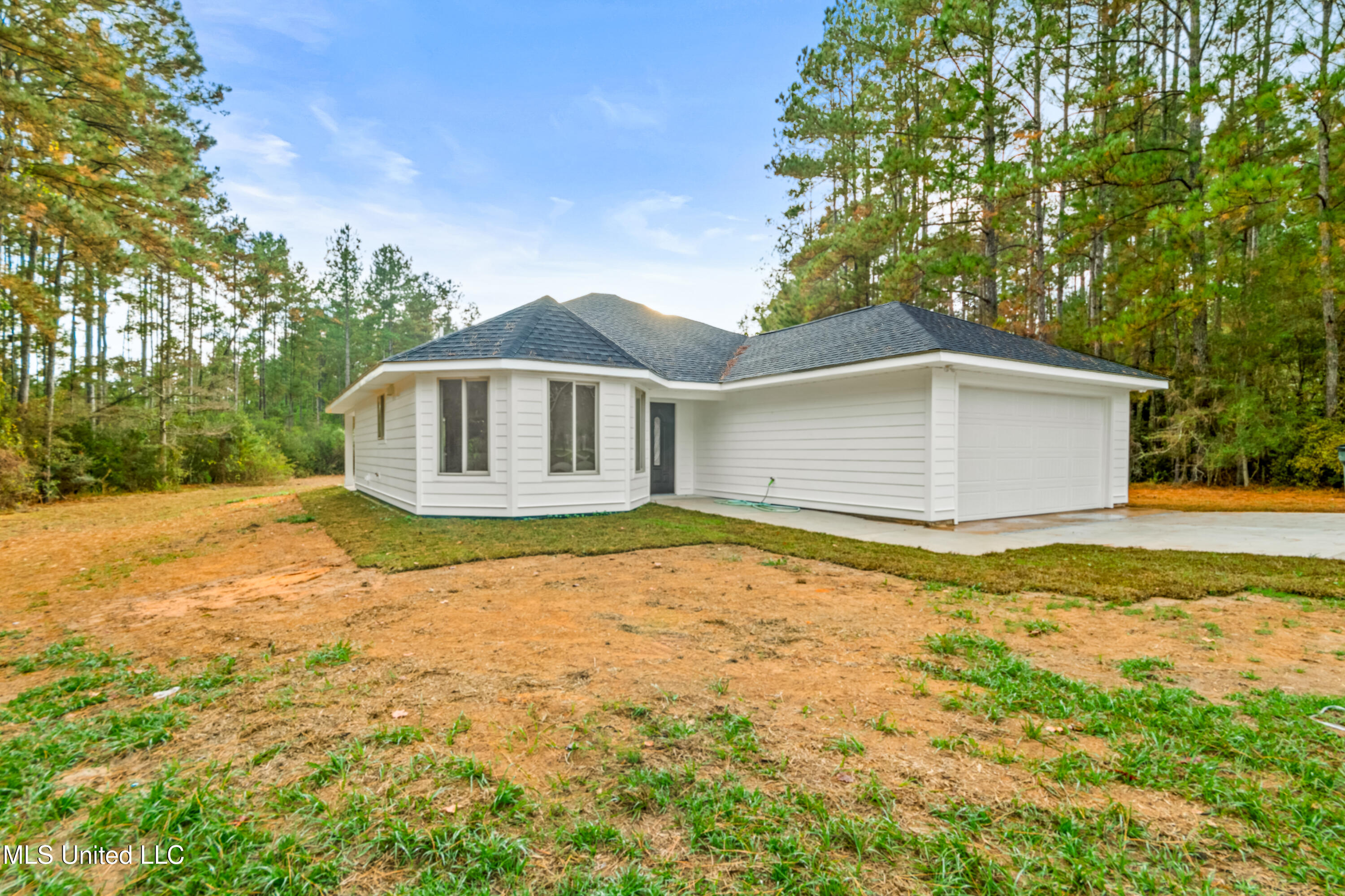 13007 Desoto Bluff Circle, Vancleave, Mississippi image 3