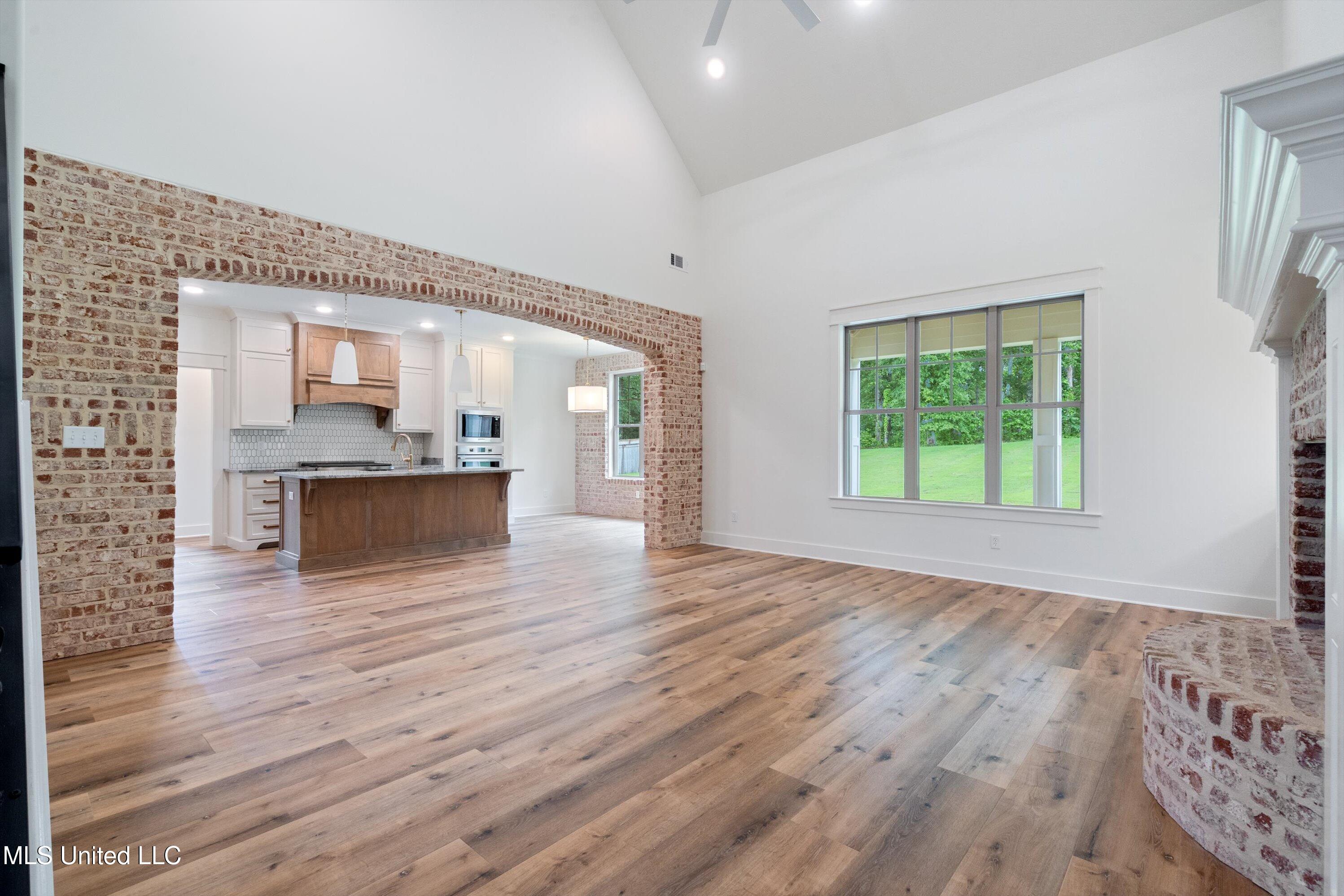5209 Camp Crossing Crossing, Hernando, Mississippi image 8
