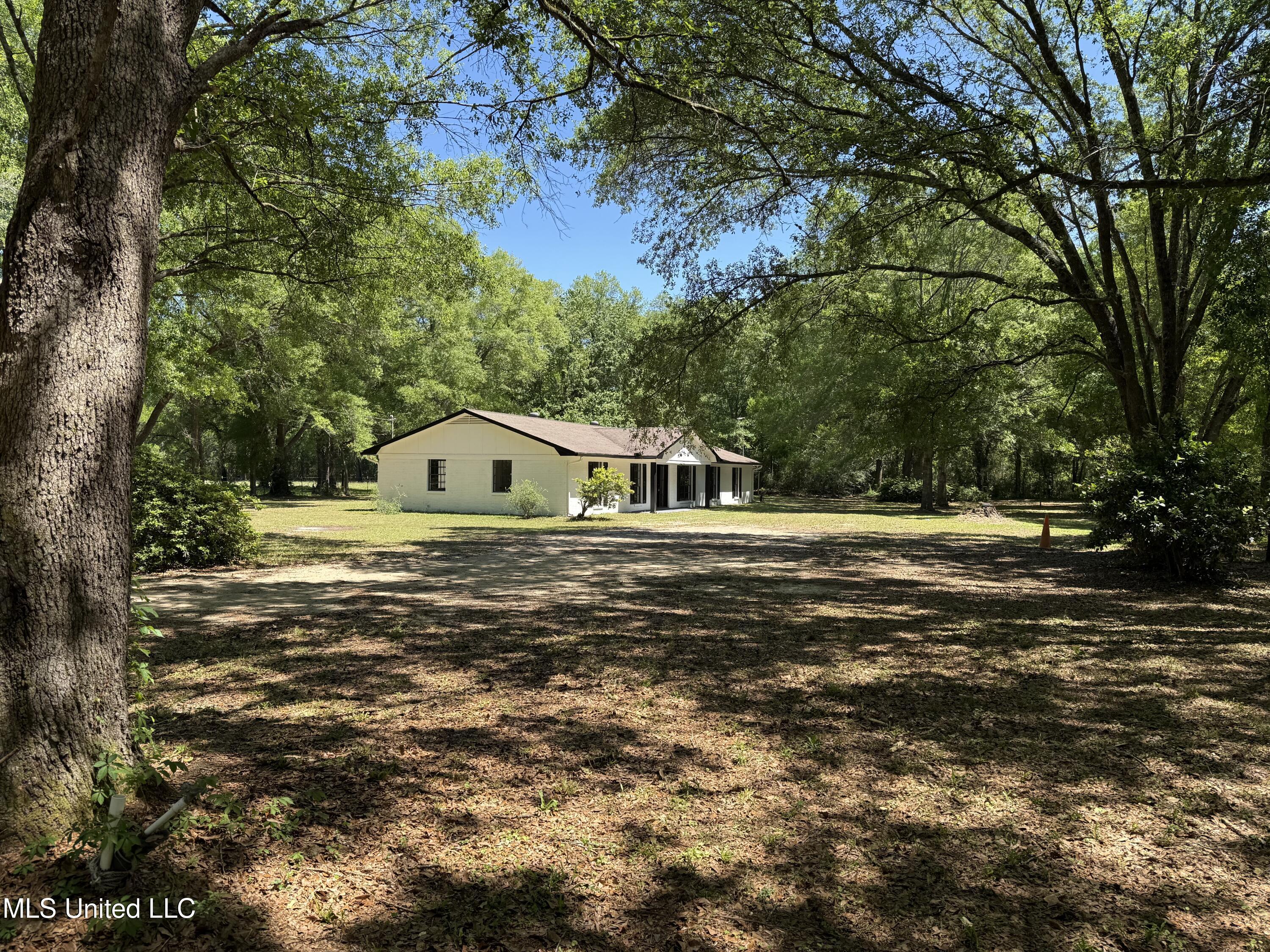 22316 Arrow Trail, Moss Point, Mississippi image 7