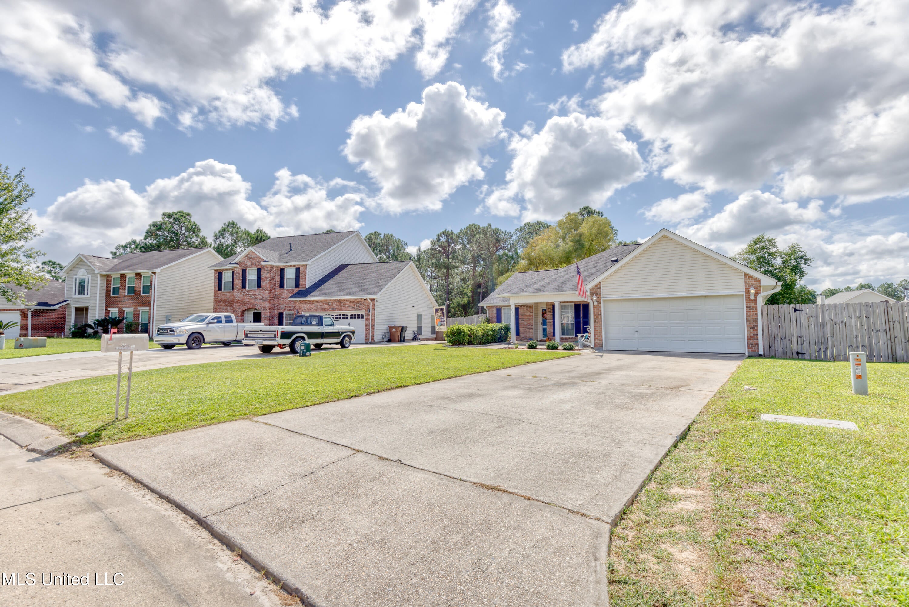 18037 Cypress Pointe Drive - Photo 4
