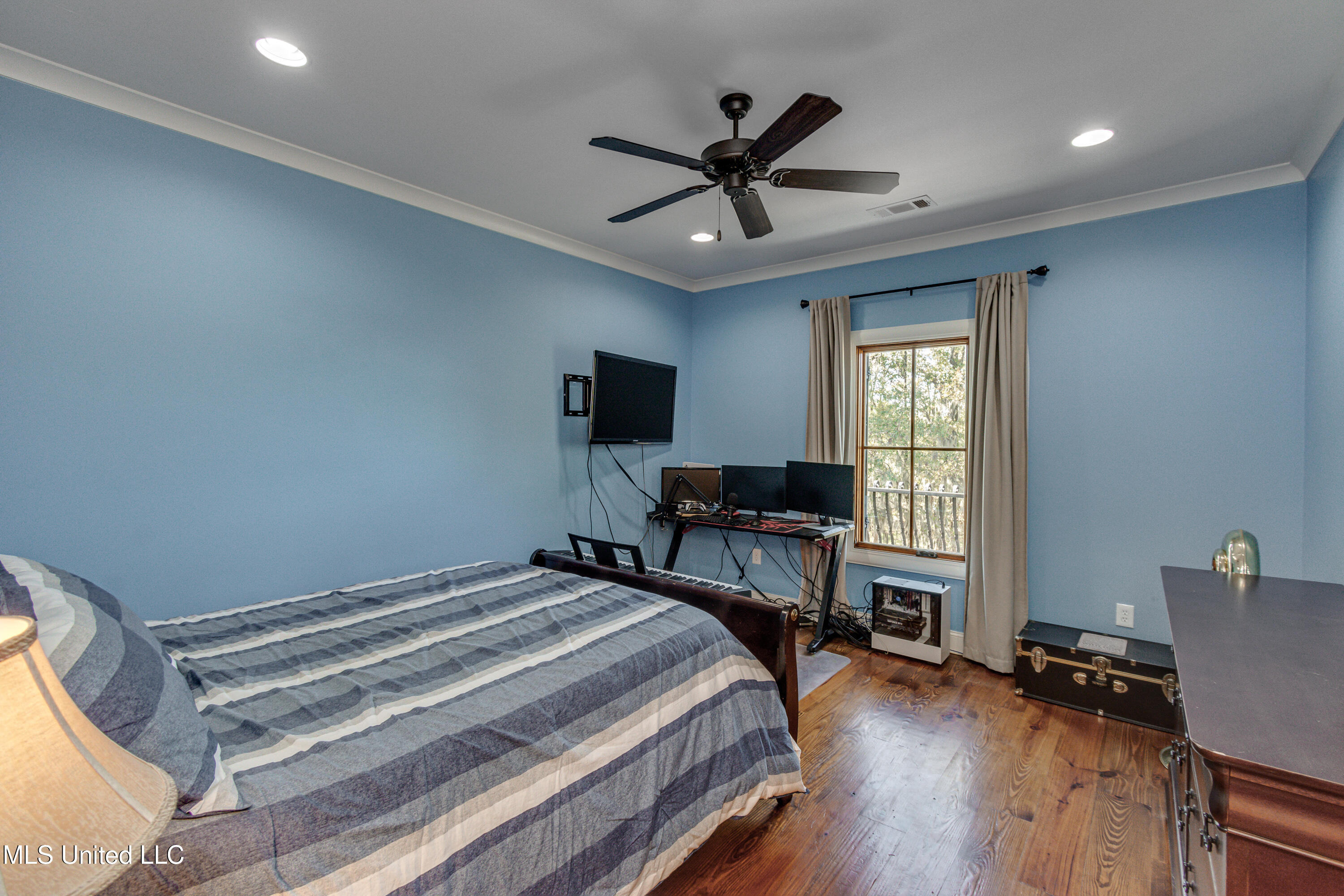 Flora, Mississippi 39071, United States, 5 Bedrooms Bedrooms, ,5 BathroomsBathrooms,Residential,Pending,29076