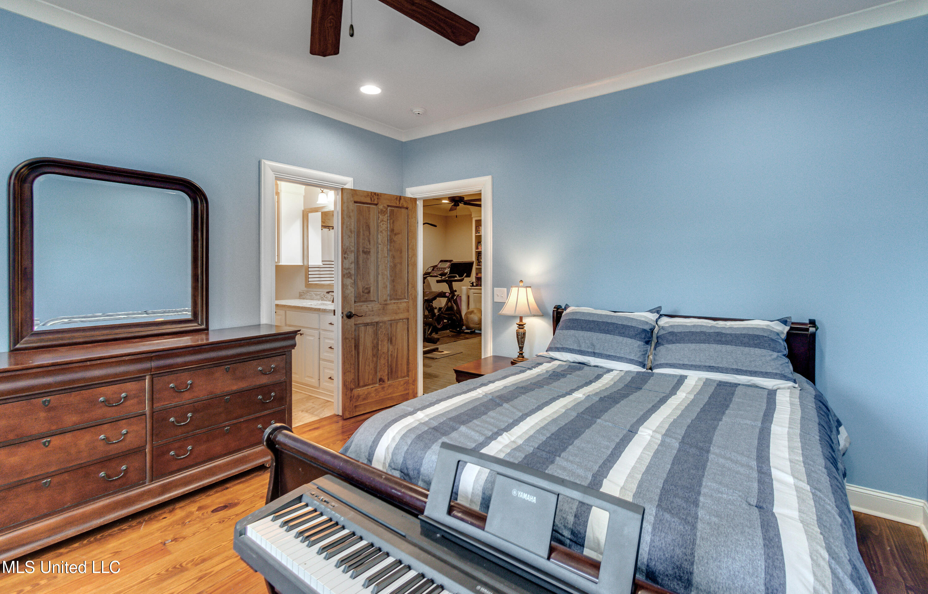 Flora, Mississippi 39071, United States, 5 Bedrooms Bedrooms, ,5 BathroomsBathrooms,Residential,Pending,29076