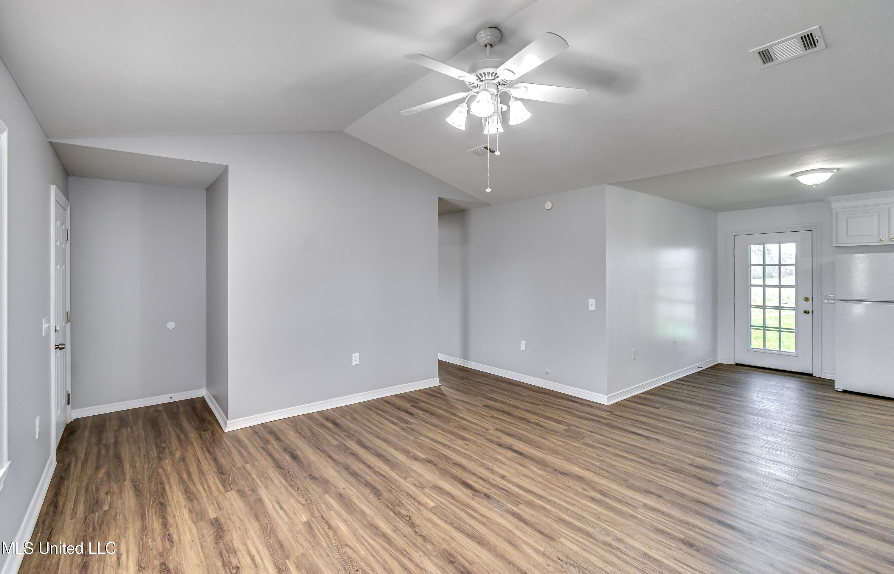 411 Parker Road, Pelahatchie, Mississippi image 4