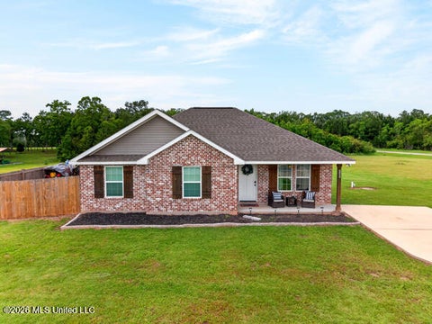 Homes For Sale - 8405 Mint Julep Drive<br/> Perkinston, MS 39573