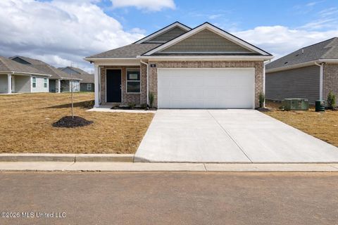 Homes For Sale - 66 Sealy Drive<br/> Marshall County, Byhalia, MS 38611