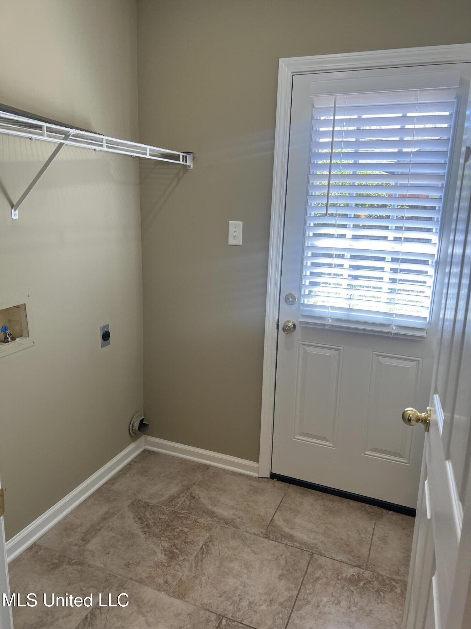 5395 Bradley Drive, Southaven, Mississippi image 17