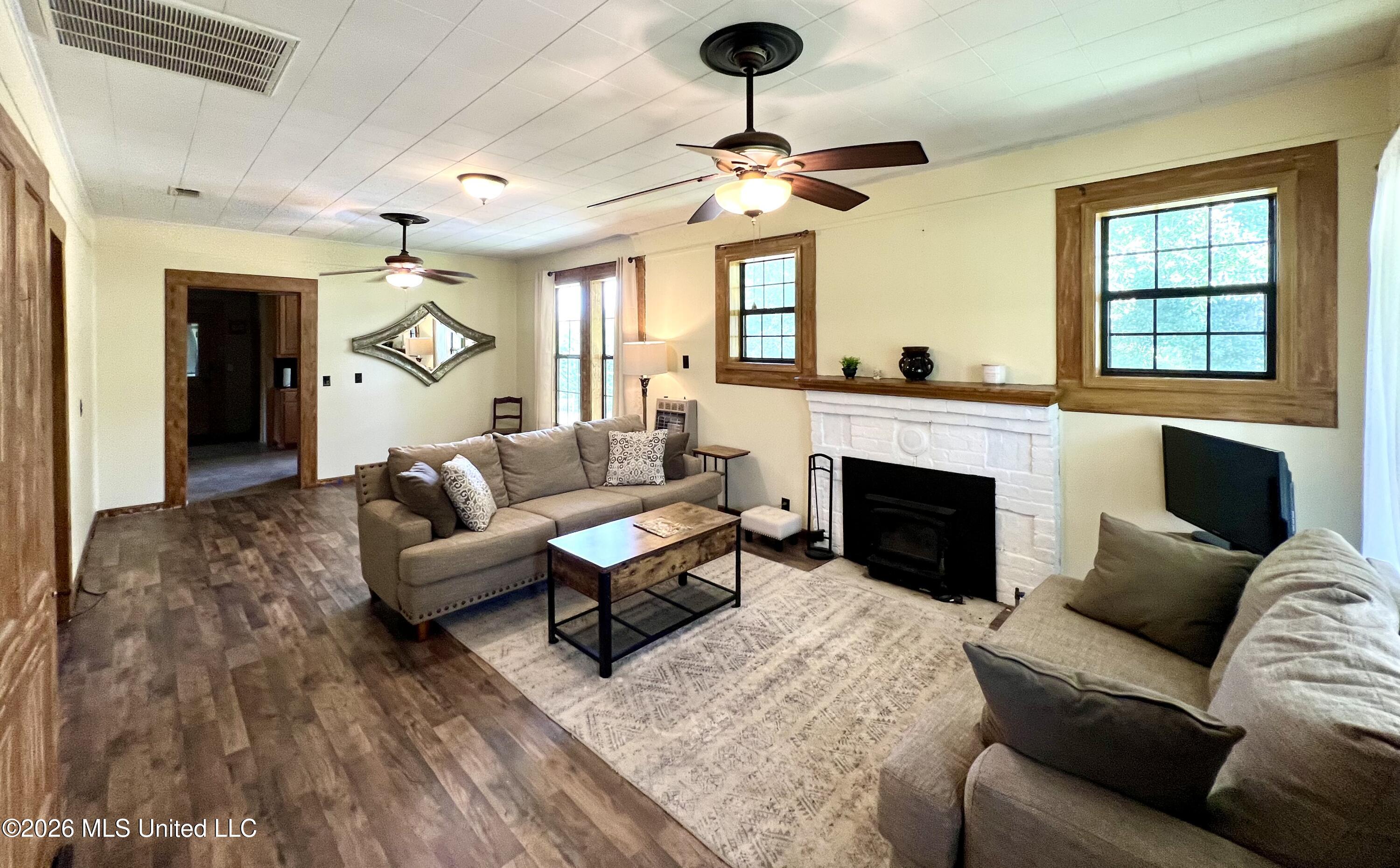 7222 Ms Hwy 570 W