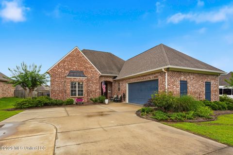 Homes For Sale - 113 Sweetbriar Circle<br/> Madison County, Canton, MS 39046