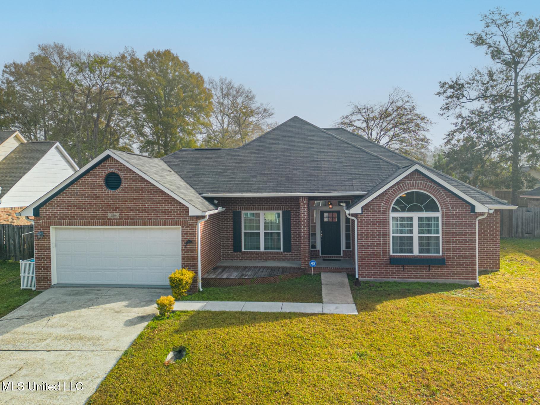 13594 Tara Hills Drive, Gulfport, Mississippi image 1