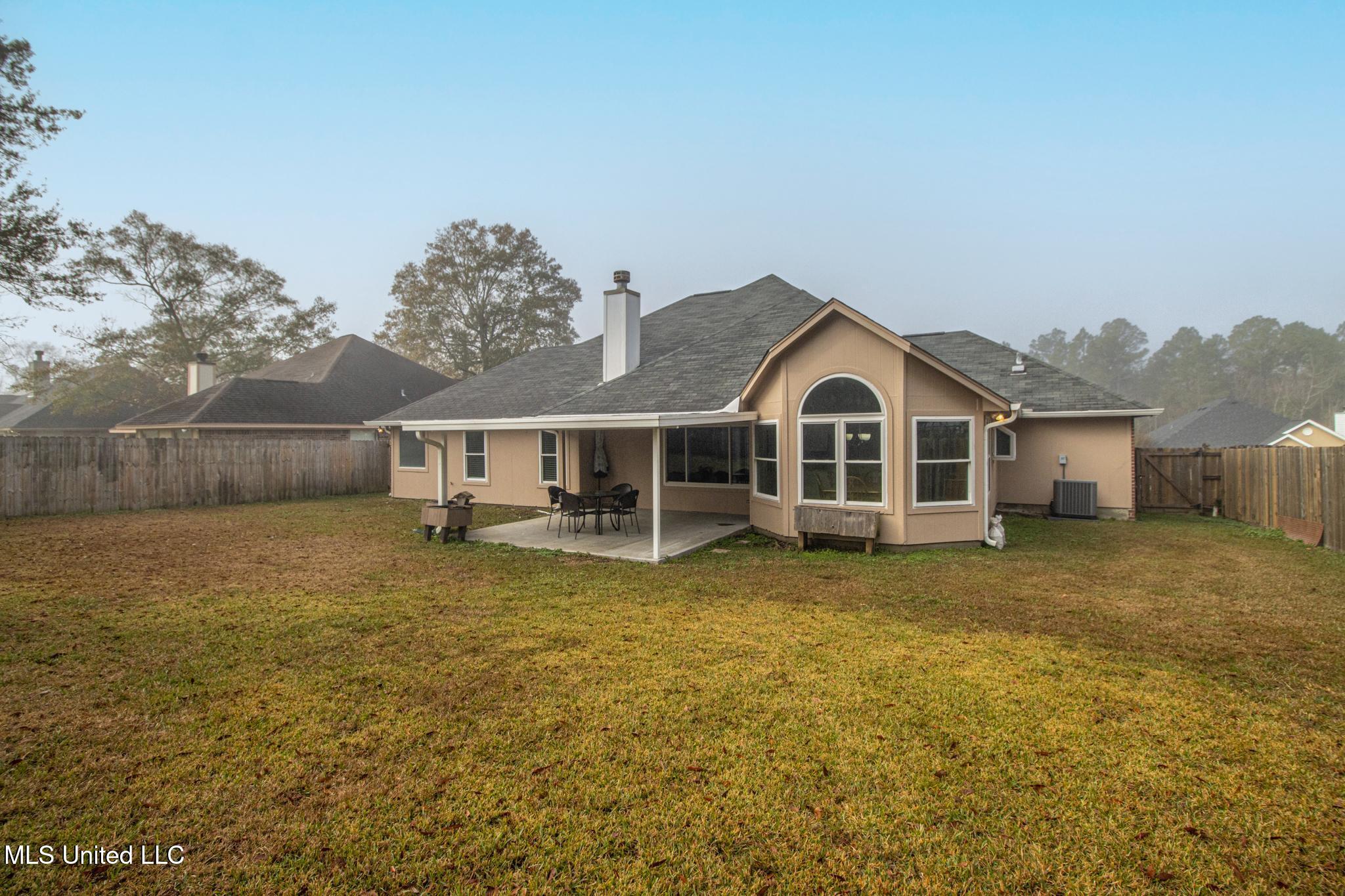 13594 Tara Hills Drive, Gulfport, Mississippi image 21