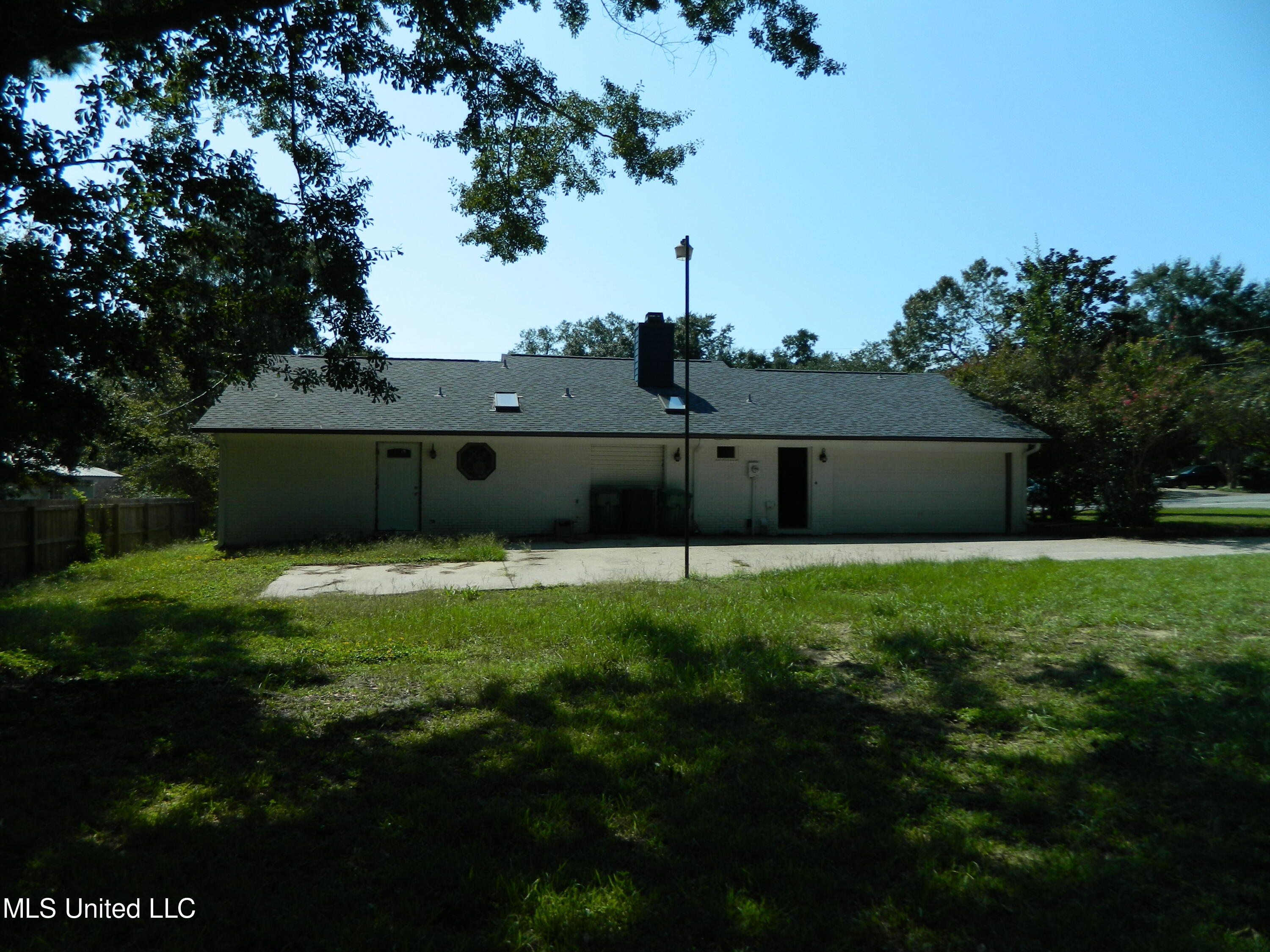 7719 Moanalua Way, Diamondhead, Mississippi image 8