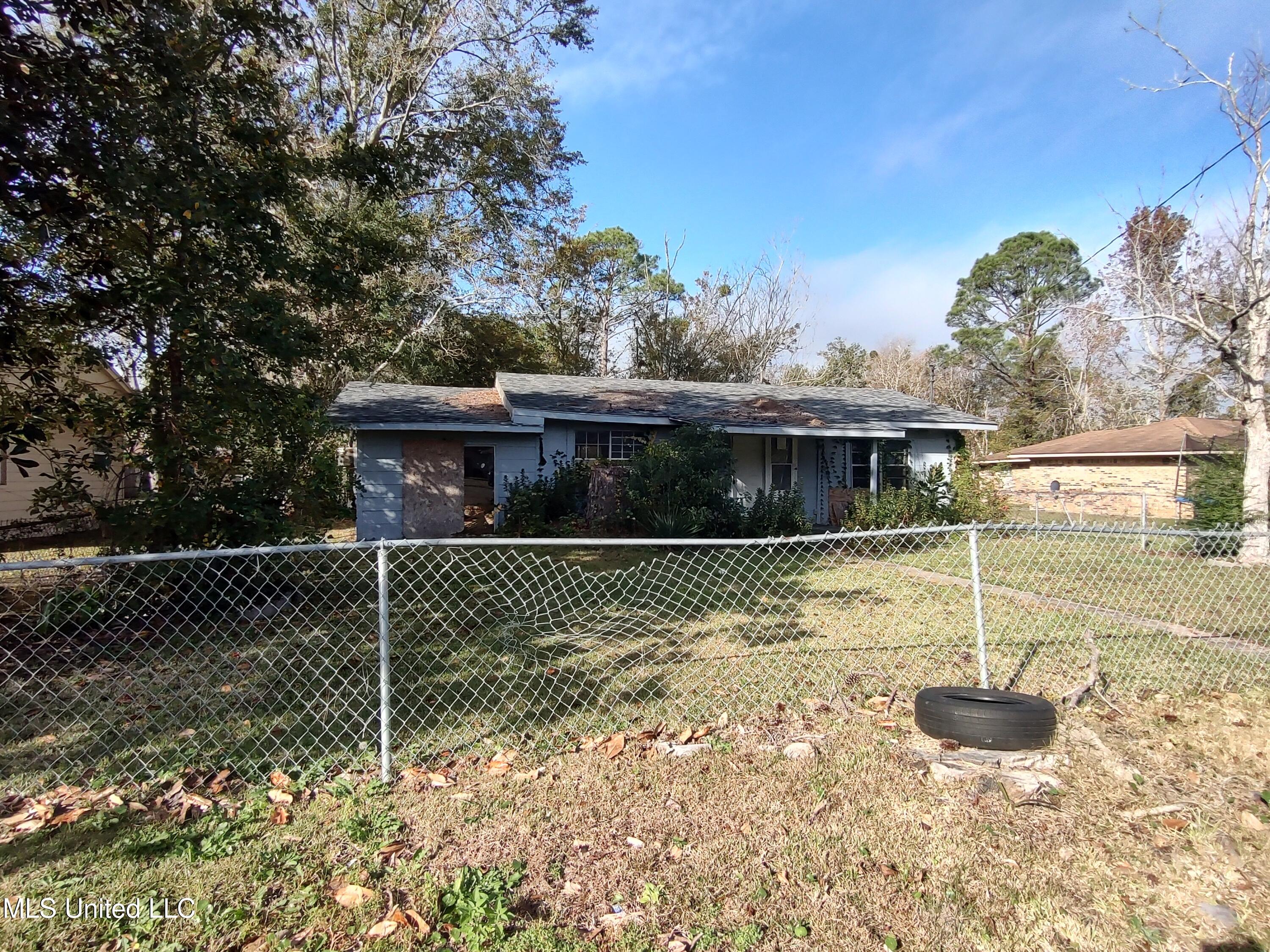 4513 Pine Street, Moss Point, Mississippi image 2