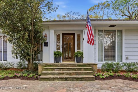 Homes For Sale - 1045 Avondale Street<br/> Jackson, MS 39216