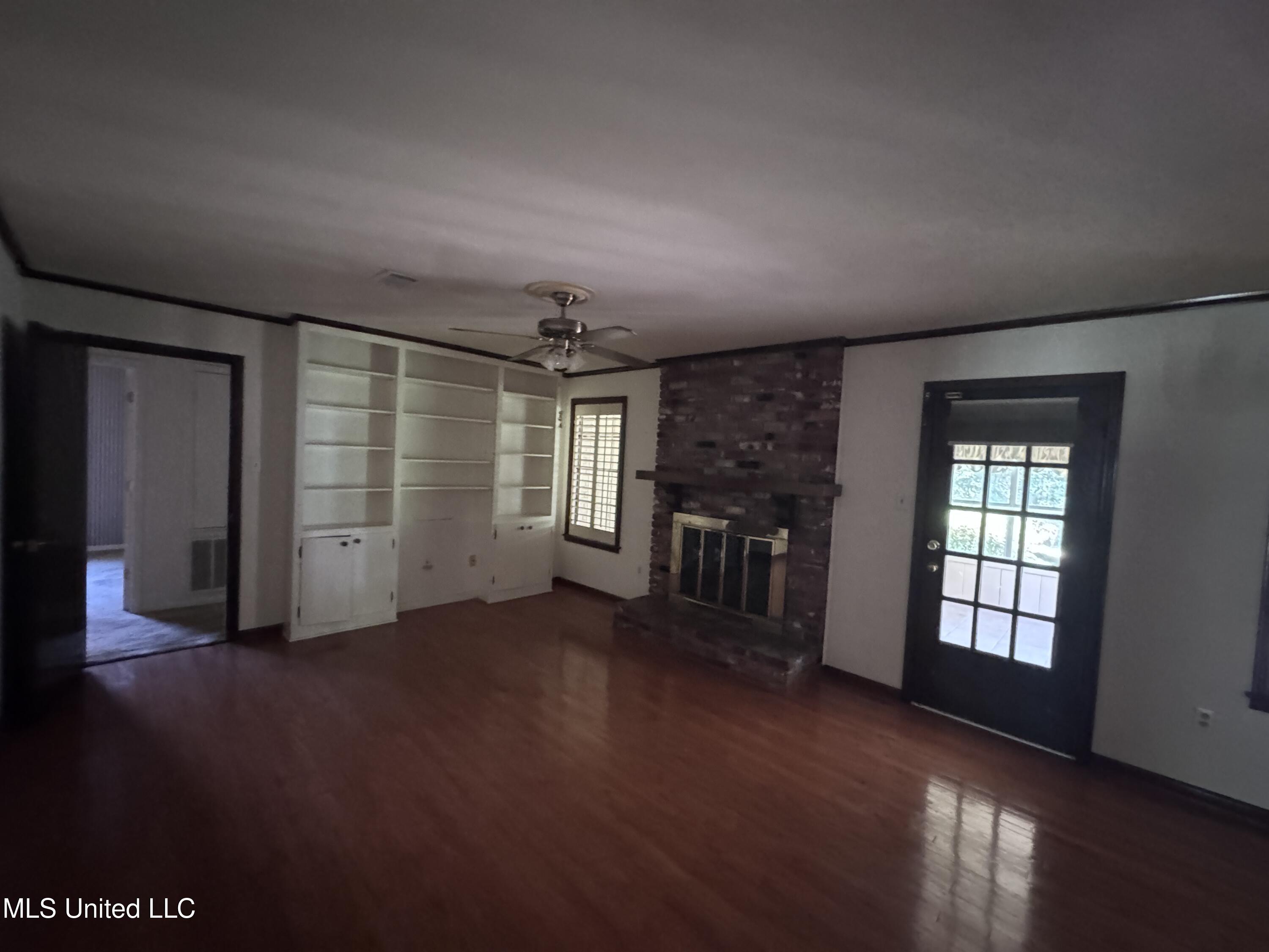 5120 Shirlwood Drive, Jackson, Mississippi image 8