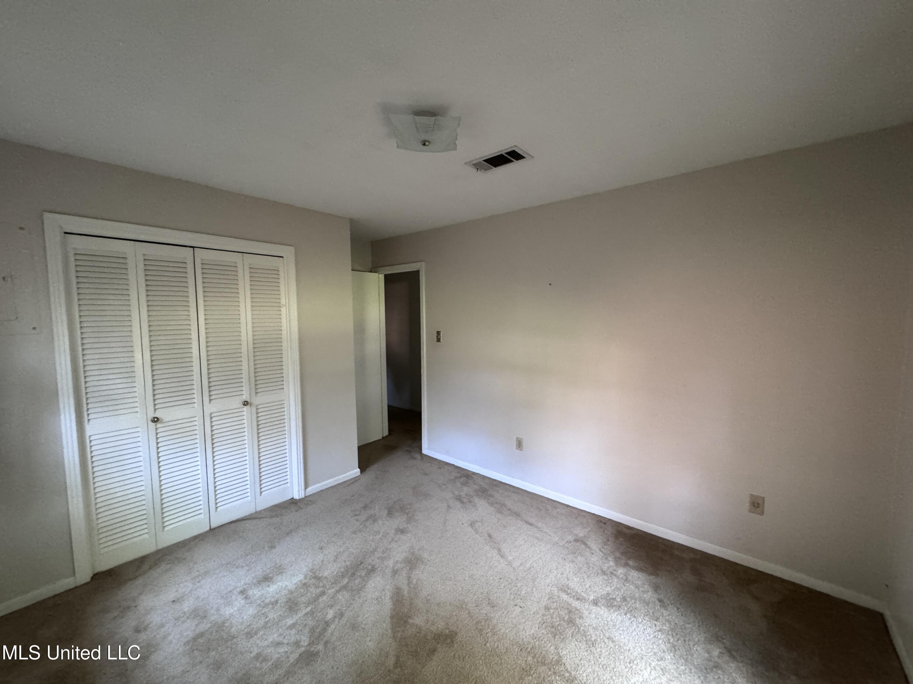 5120 Shirlwood Drive, Jackson, Mississippi image 16