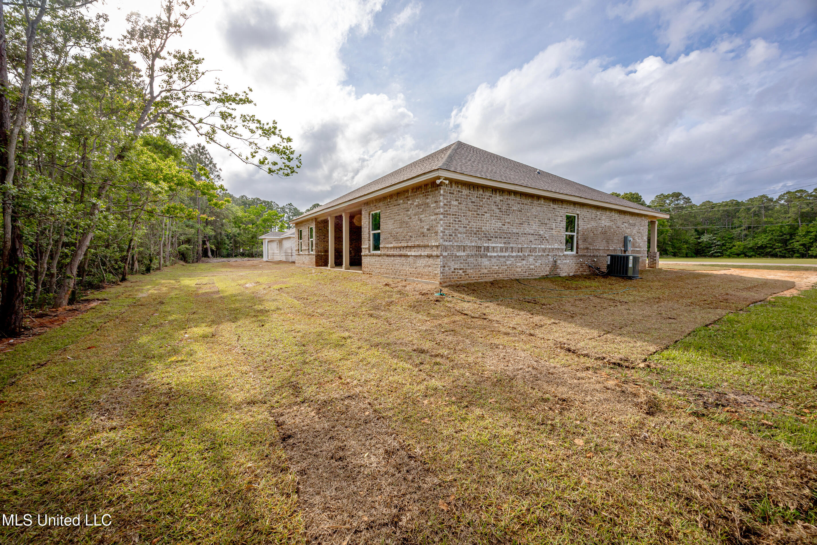 2399 Graveline Road, Gautier, Mississippi image 47