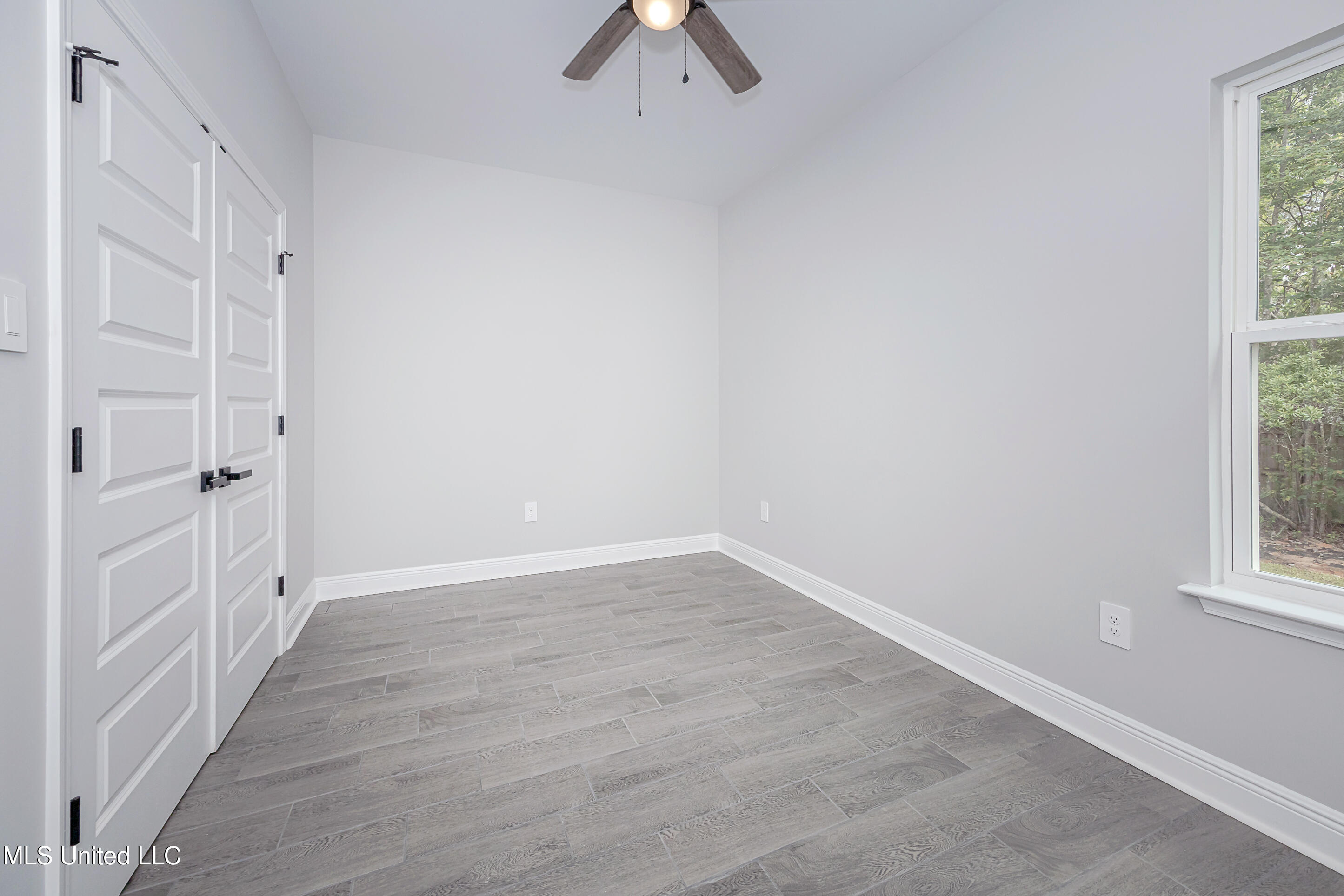 2399 Graveline Road, Gautier, Mississippi image 30