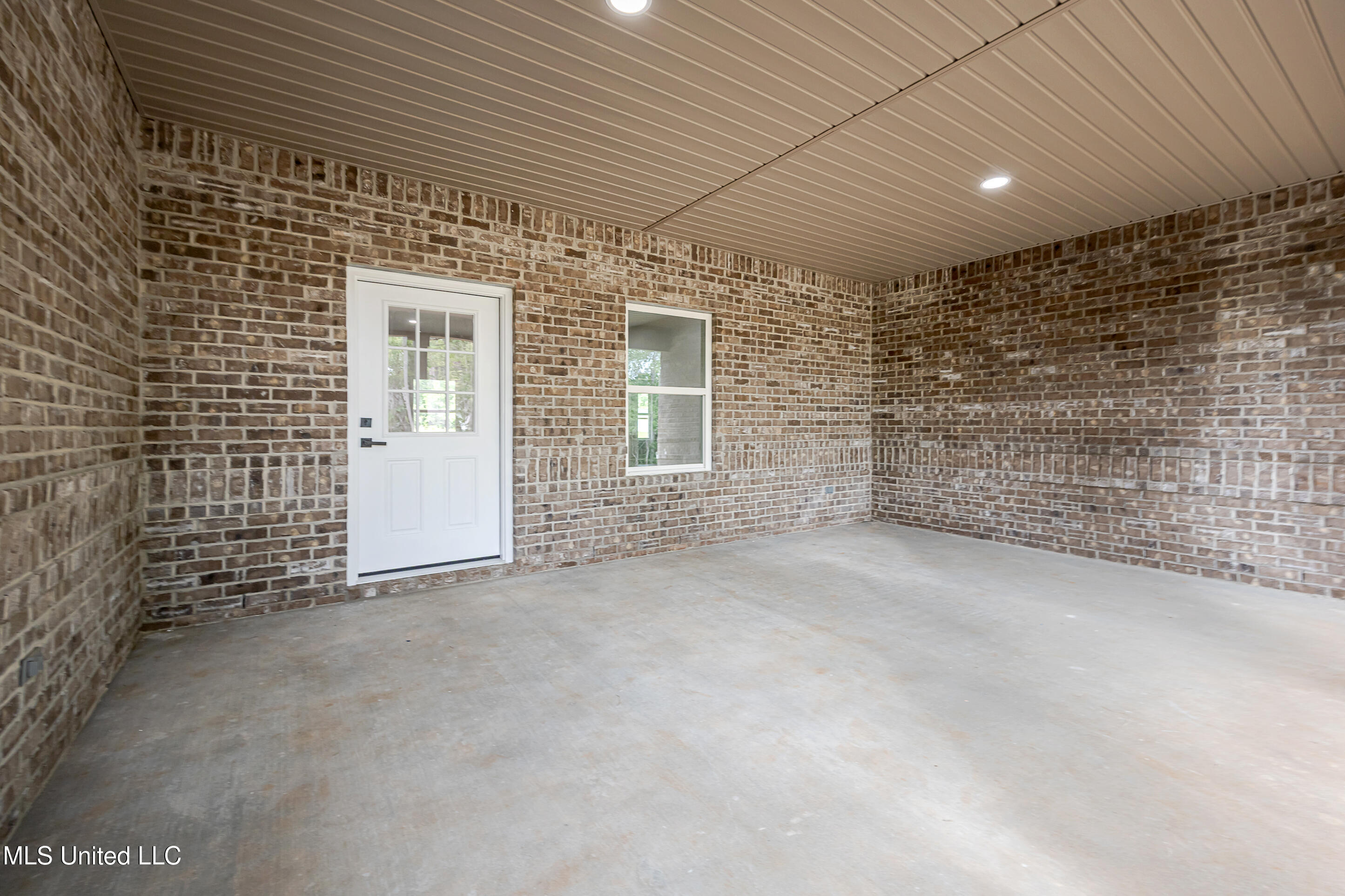 2399 Graveline Road, Gautier, Mississippi image 44