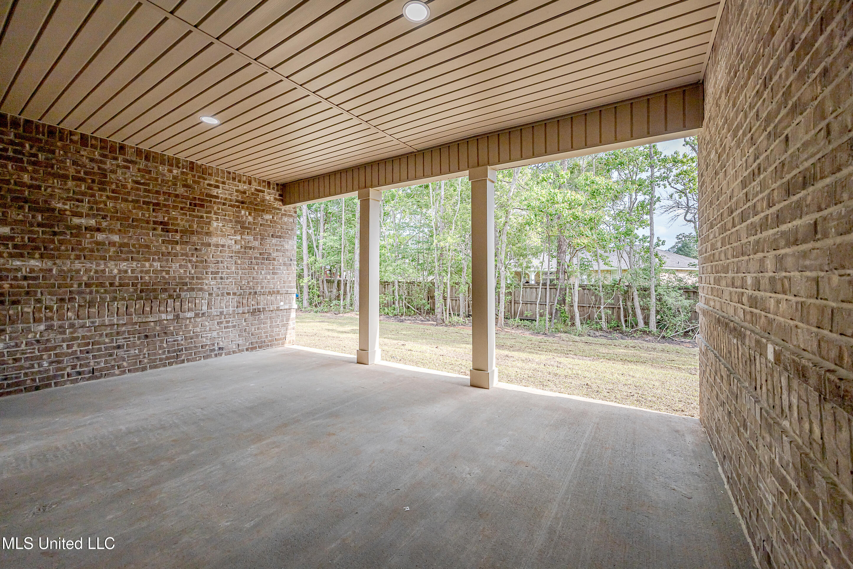 2399 Graveline Road, Gautier, Mississippi image 43