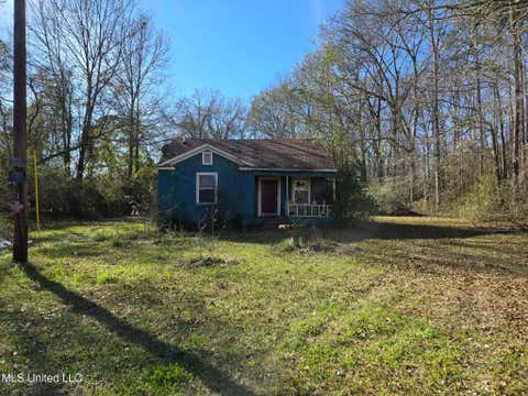 Homes For Sale - 105 Scotland Circle<br/> Hattiesburg, MS 39401