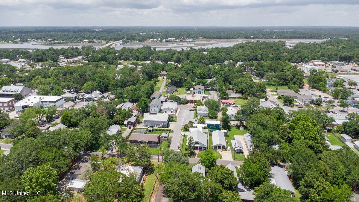 1309 Bowen Avenue, Ocean Springs, Mississippi image 44
