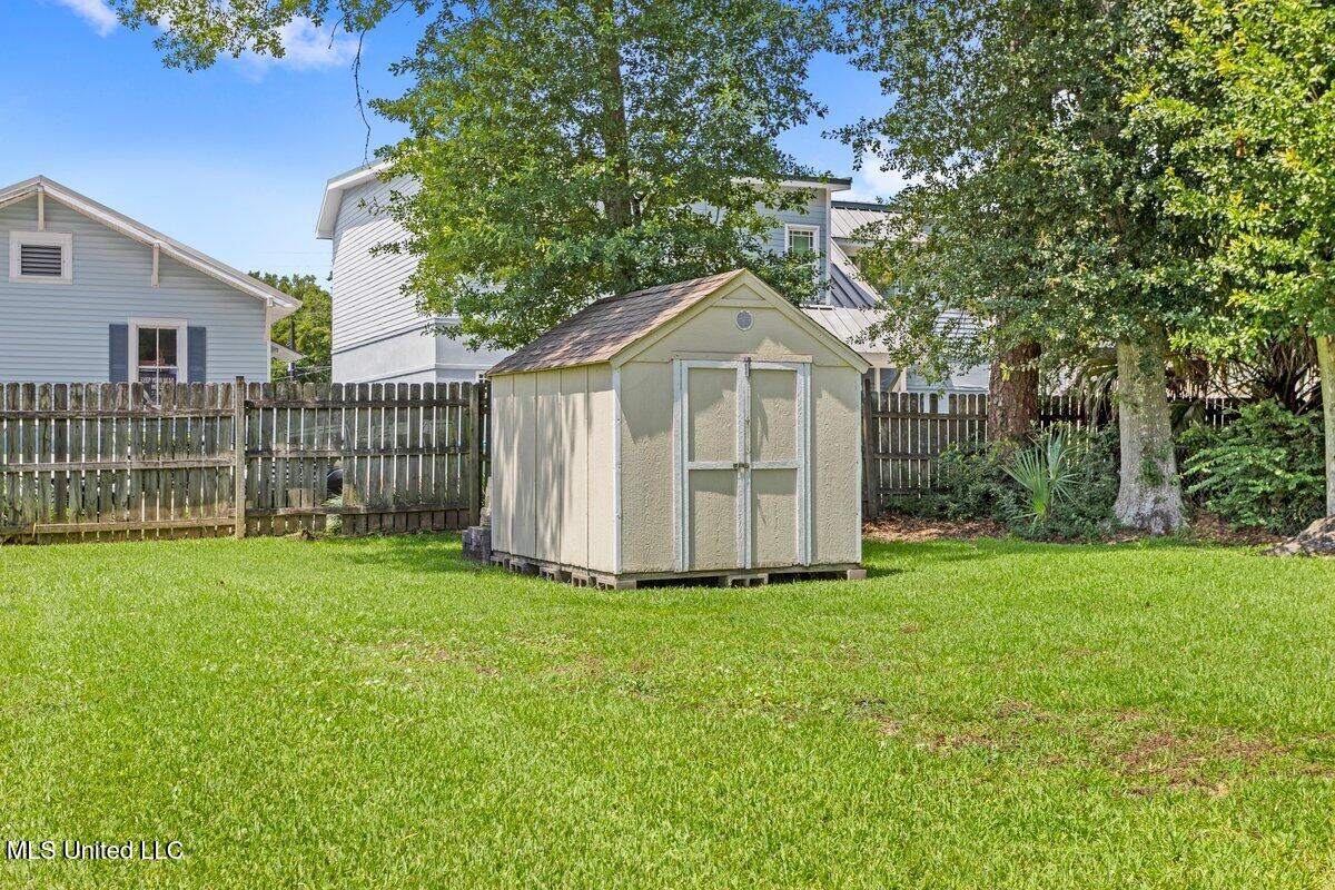 1309 Bowen Avenue, Ocean Springs, Mississippi image 28