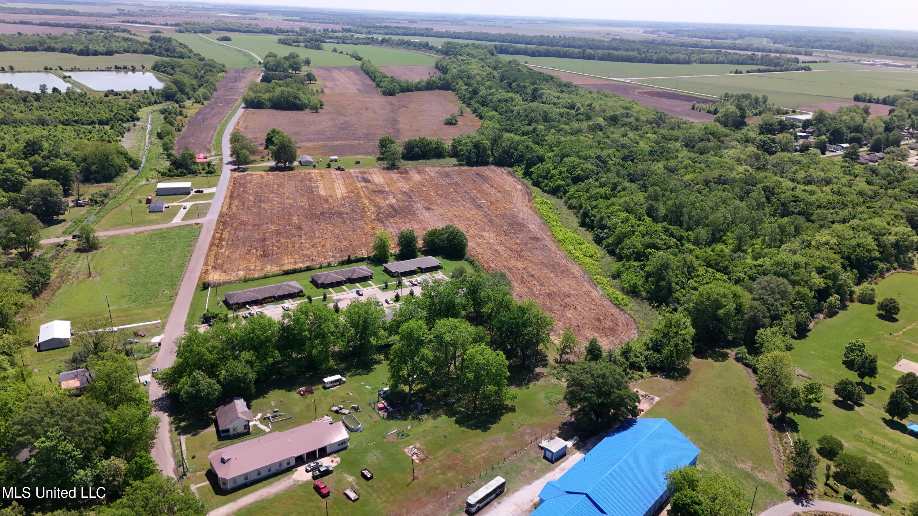 Malvina Road, Rosedale, Mississippi image 9