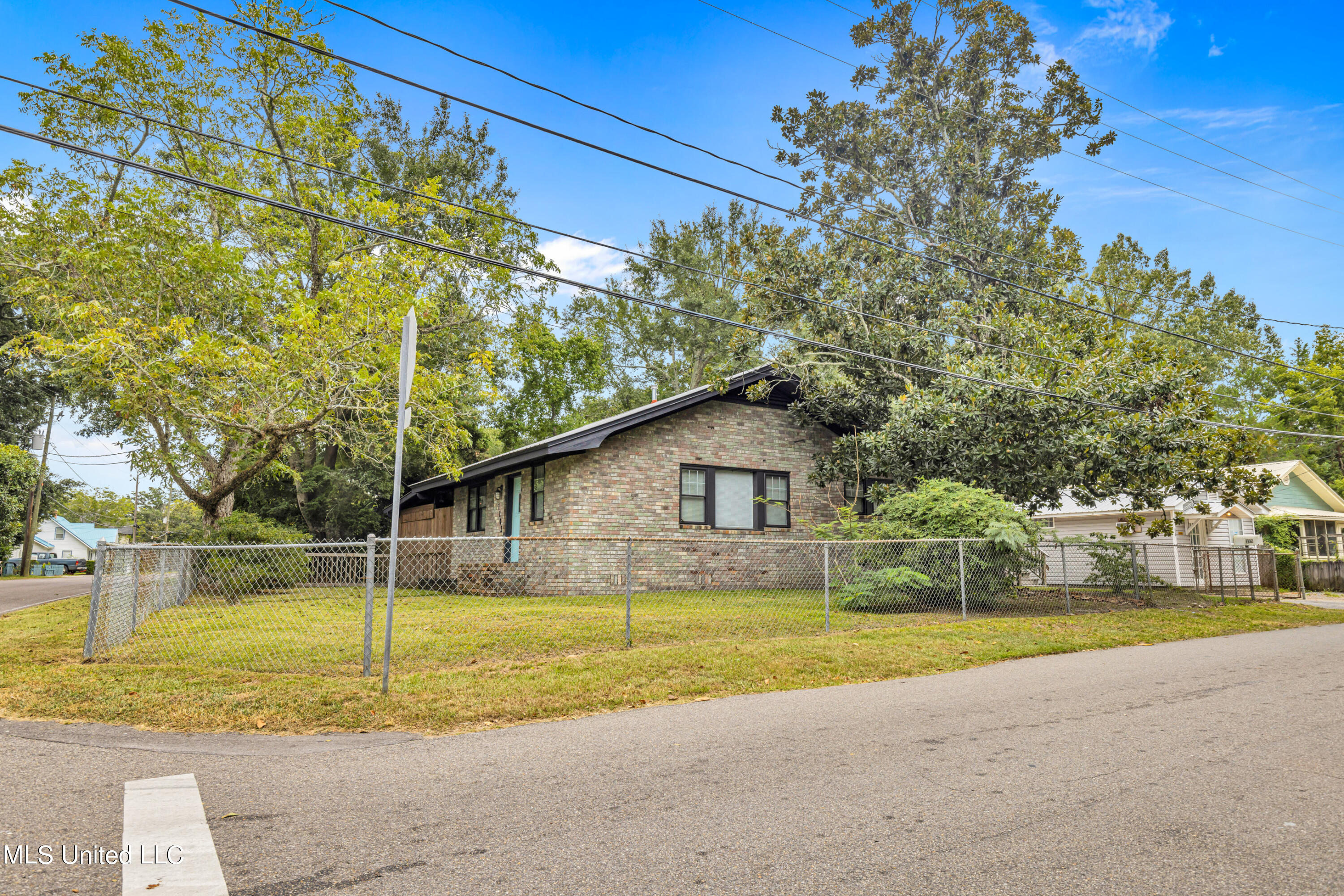 1102 Calhoun Avenue, Ocean Springs, Mississippi image 29