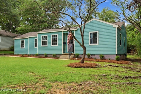 Homes For Sale - 1013 Meadow Heights Drive<br/> Jackson, MS 39206