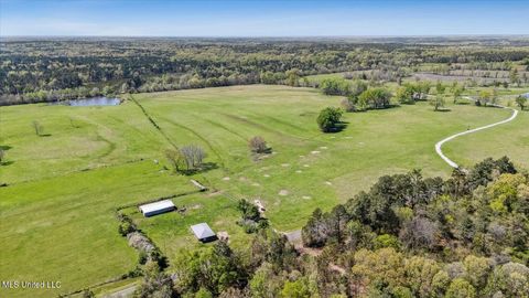 Vacant Land For Sale - 722 Laws Hill Road<br/> Holly Springs, MS 38635