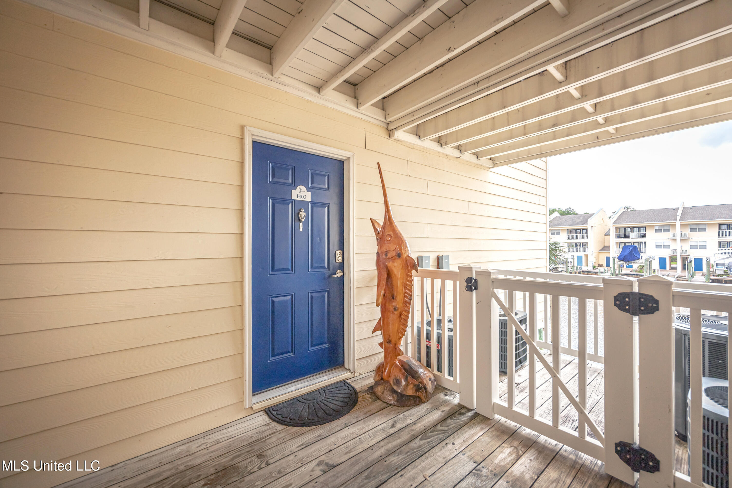 2421 Beachview Drive #H2, Ocean Springs, Mississippi image 1