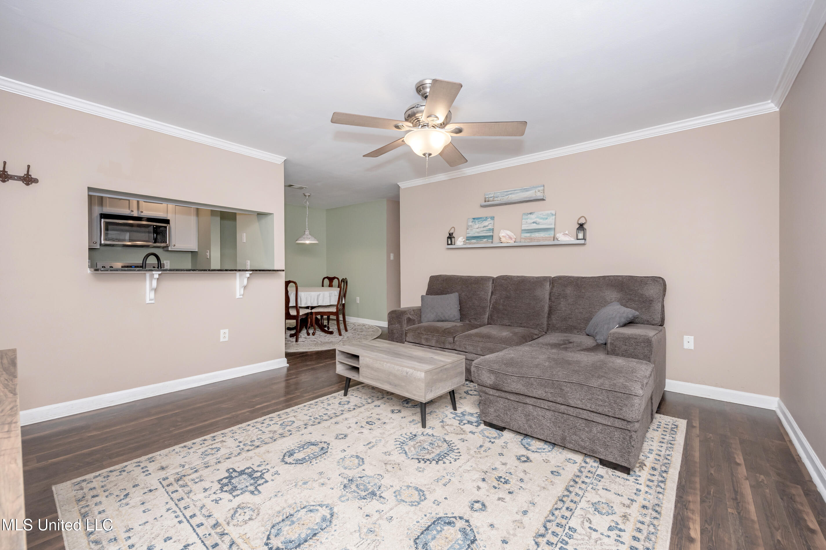 2421 Beachview Drive #H2, Ocean Springs, Mississippi image 6