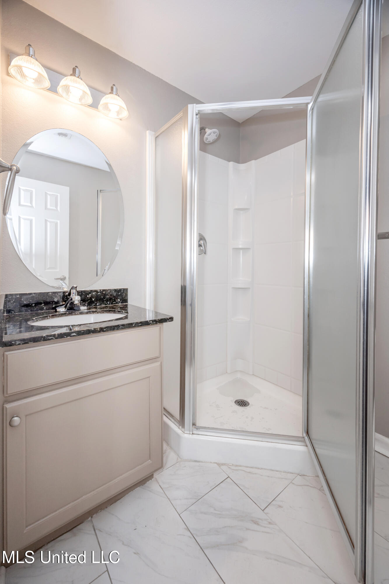 2421 Beachview Drive #H2, Ocean Springs, Mississippi image 19