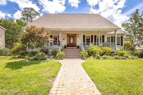 Single Family Residence in Ocean Springs MS 1117 Halstead Bayou Drive.jpg