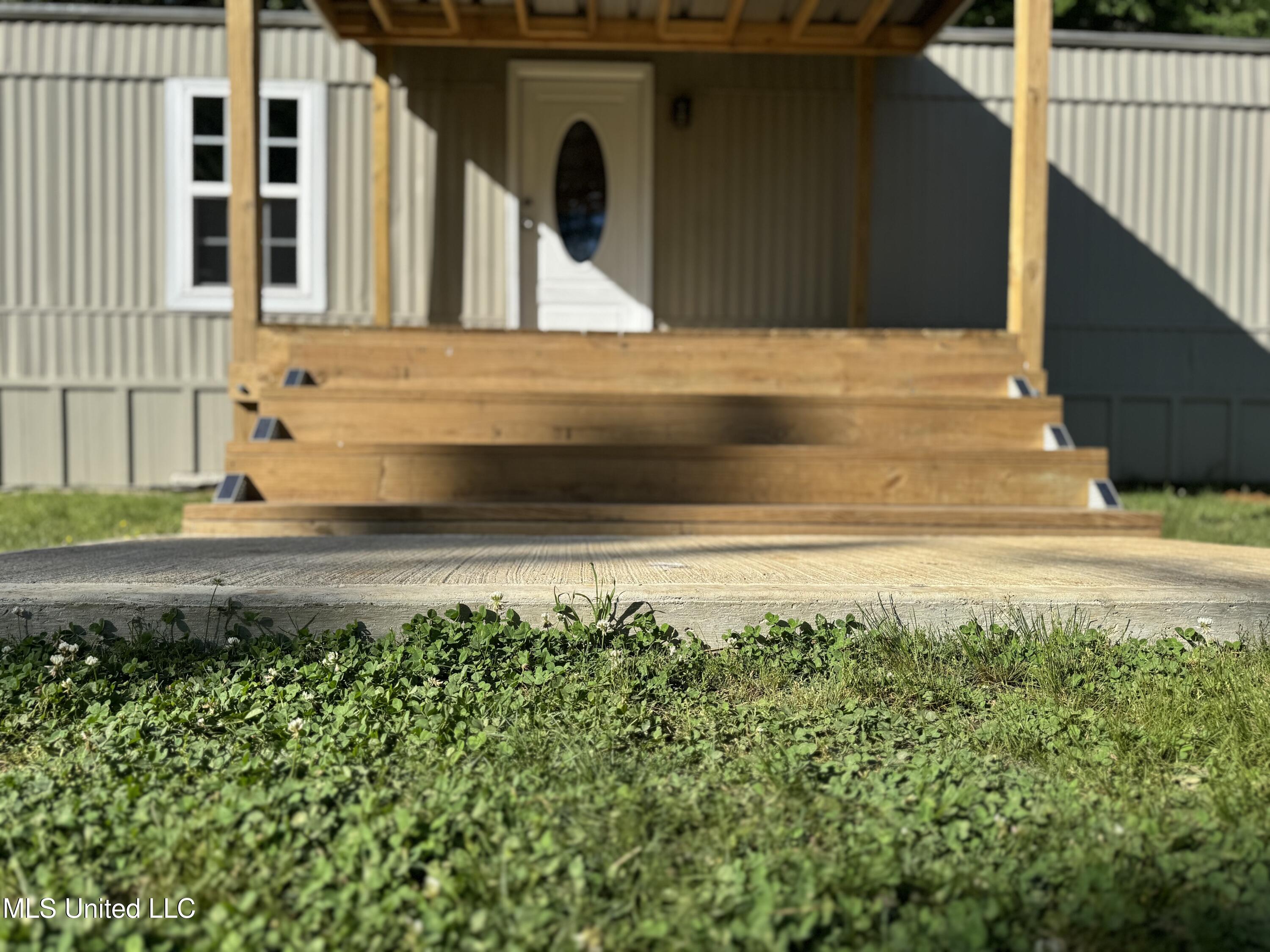 44 Marshall Cove, Byhalia, Mississippi image 2