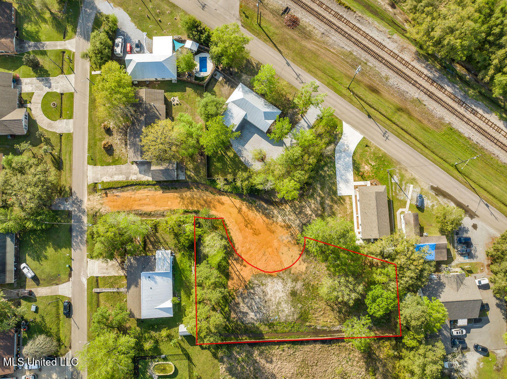 Chantilly Terrace, Bay Saint Louis, Mississippi image 10