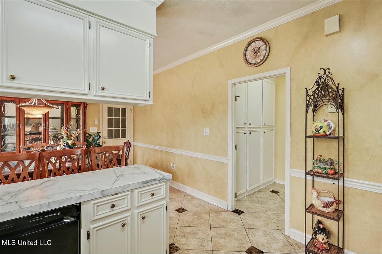 102 Parkview Lane, Brandon, Mississippi image 10