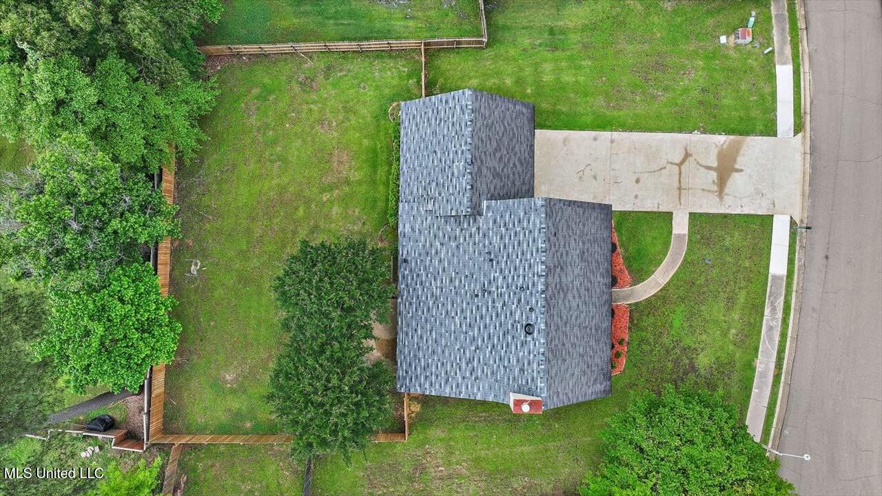102 Parkview Lane, Brandon, Mississippi image 33