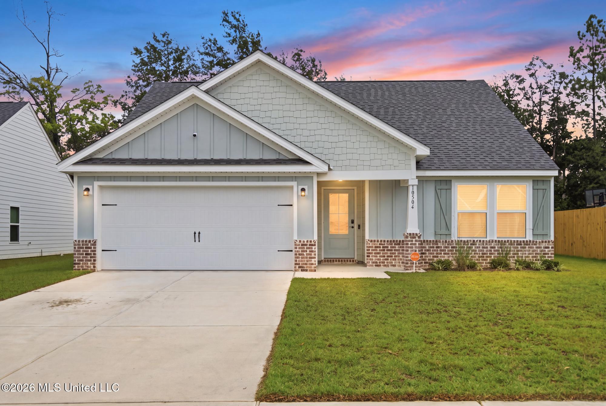 10504 Glade Cove
