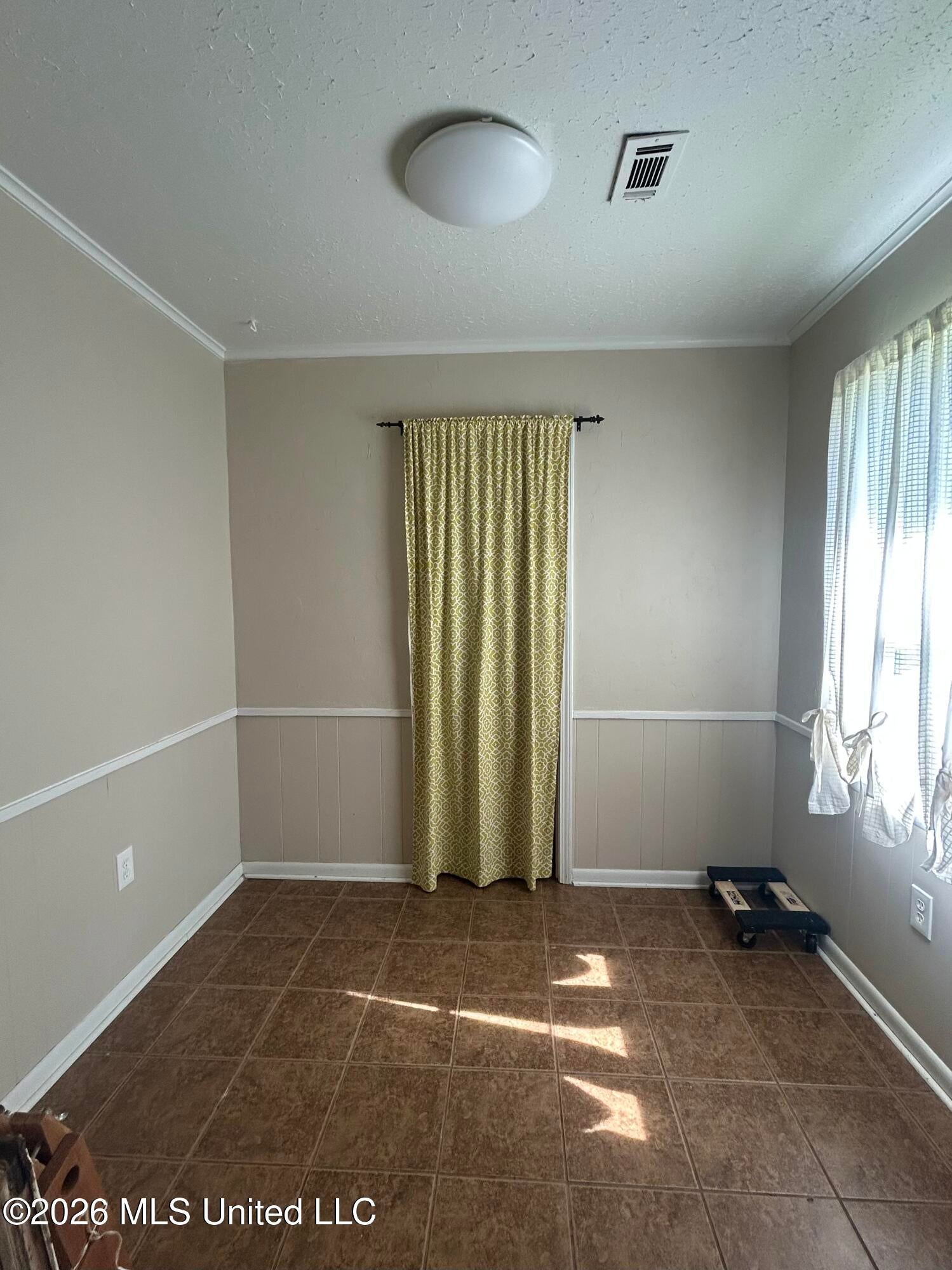 1301 Medallion Drive