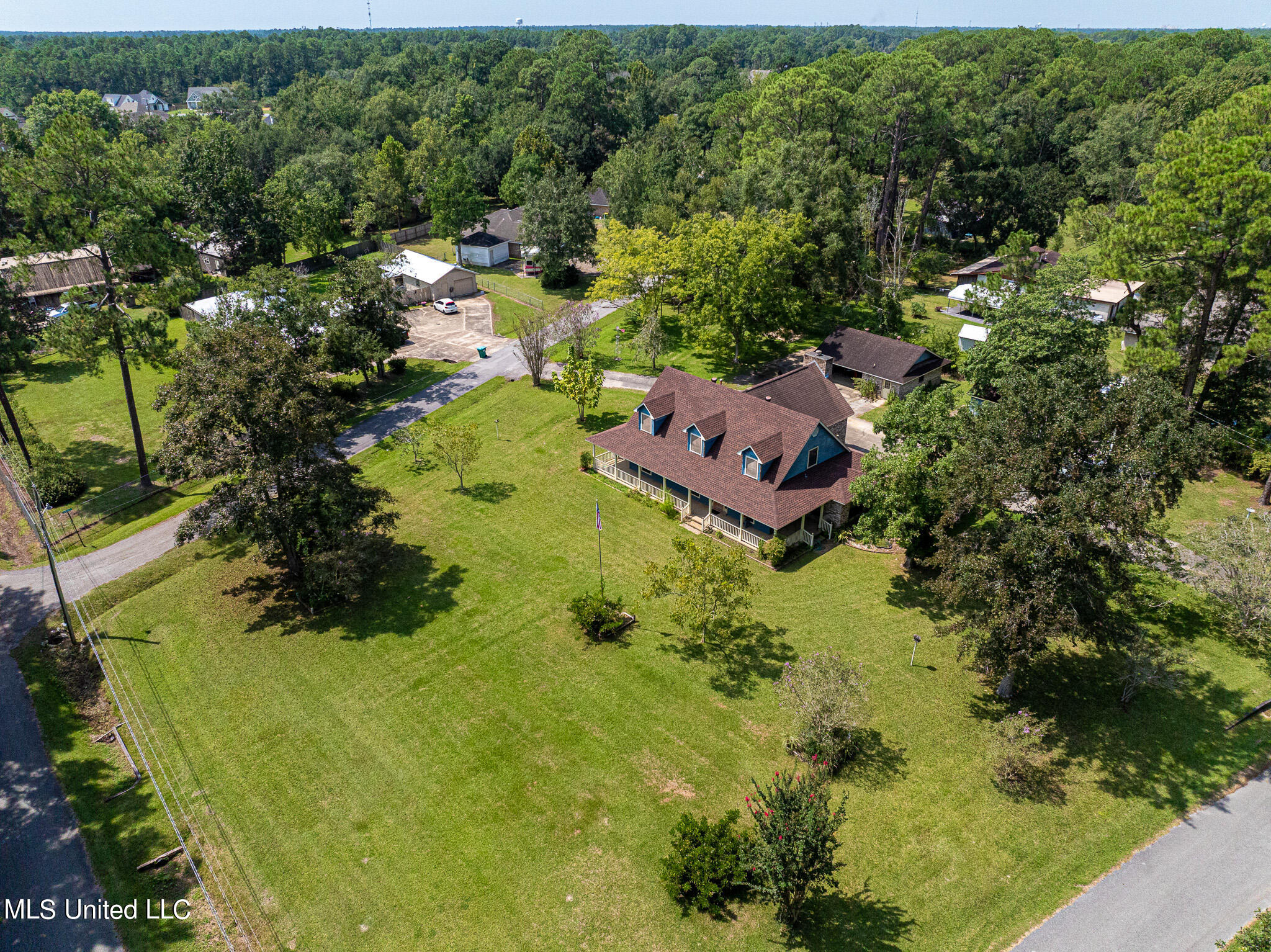 5809 Southland Street, Ocean Springs, Mississippi image 1