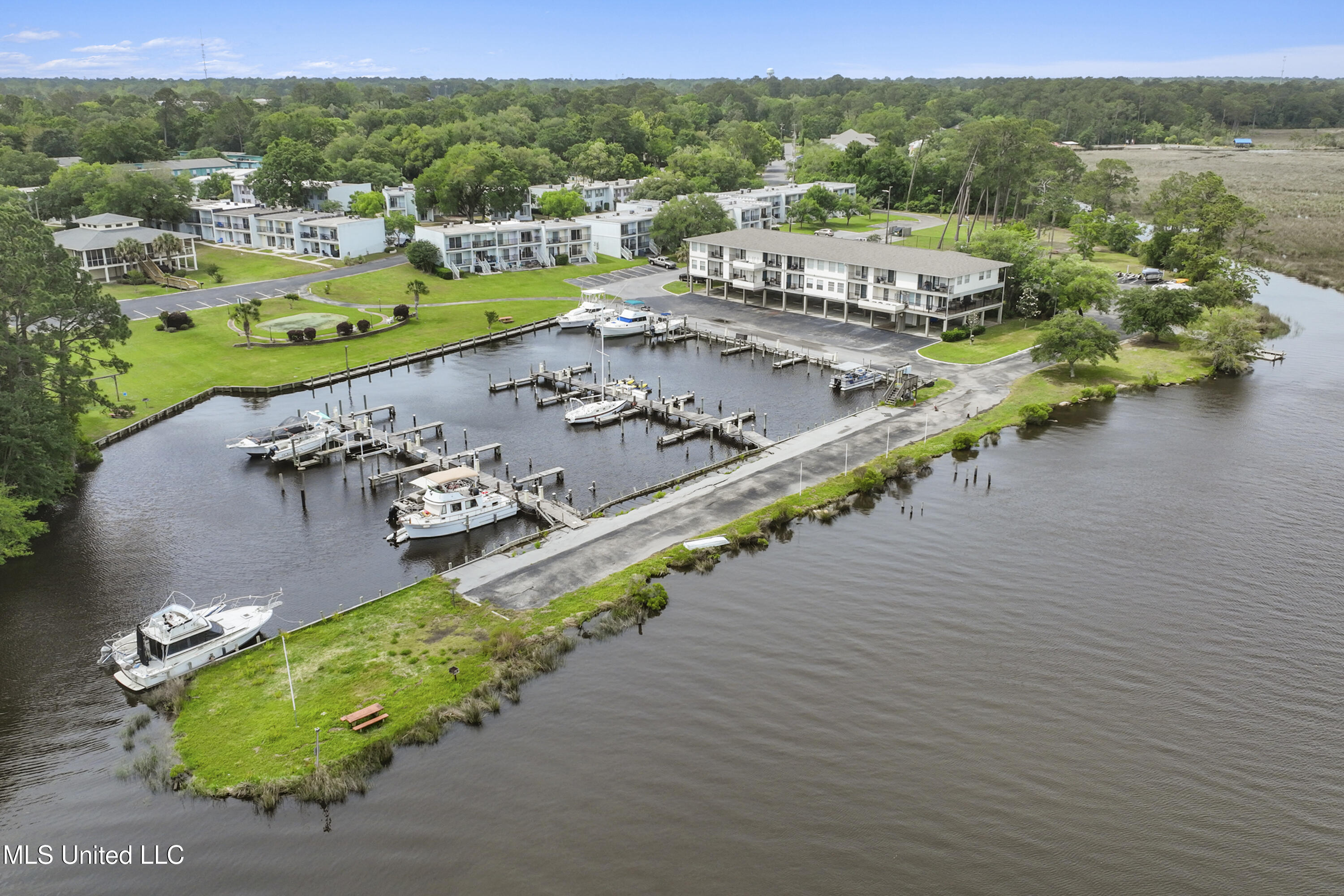 3230 Cumberland Road #208, Ocean Springs, Mississippi image 23