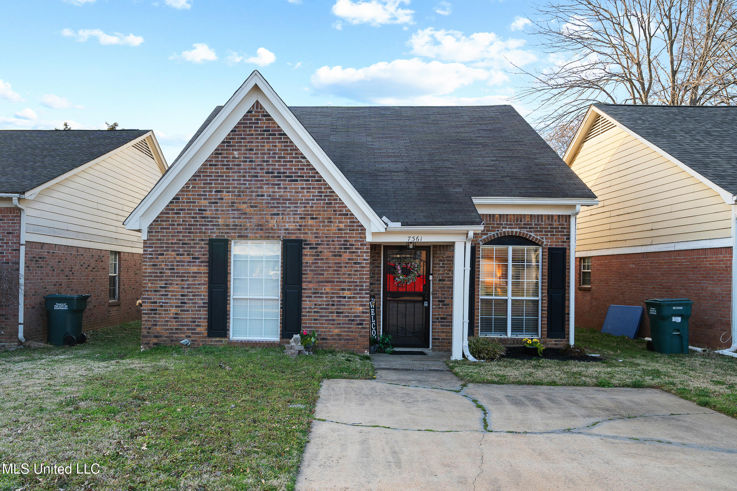 7361 Hugh Lane Ln, Southaven, Mississippi image 1