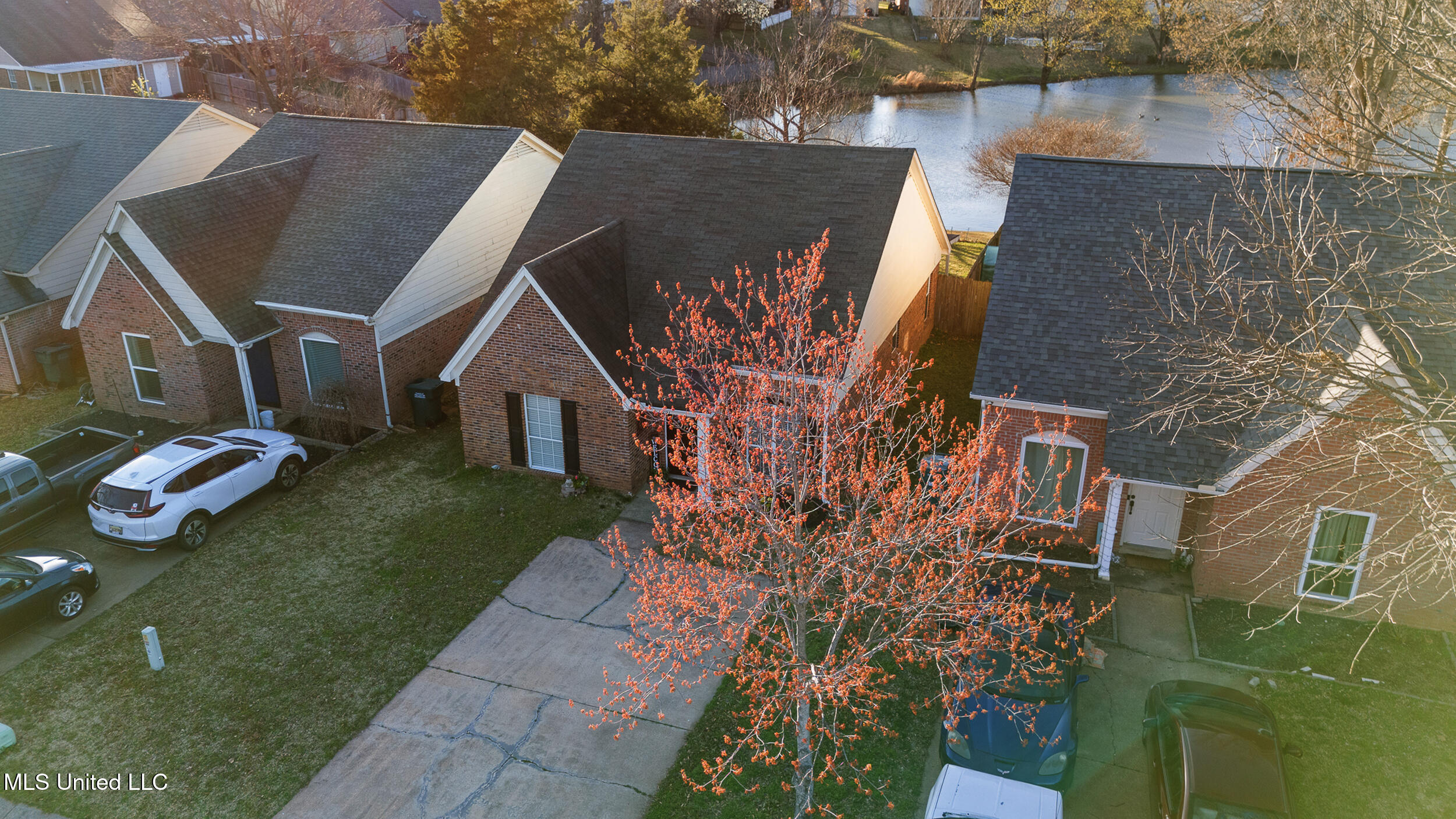 7361 Hugh Lane Ln, Southaven, Mississippi image 9