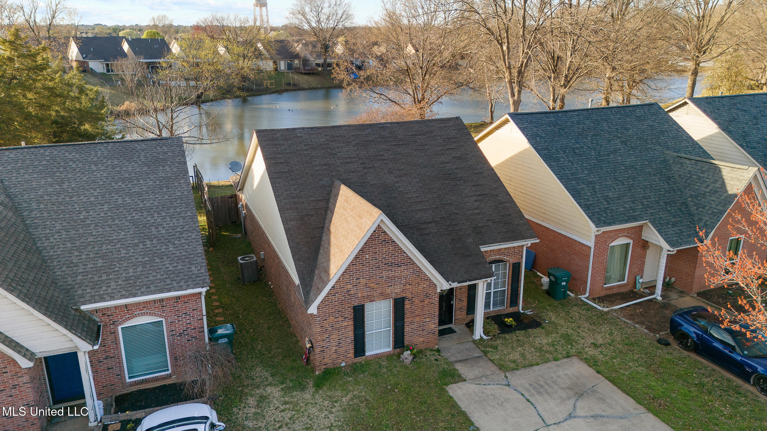 7361 Hugh Lane Ln, Southaven, Mississippi image 8