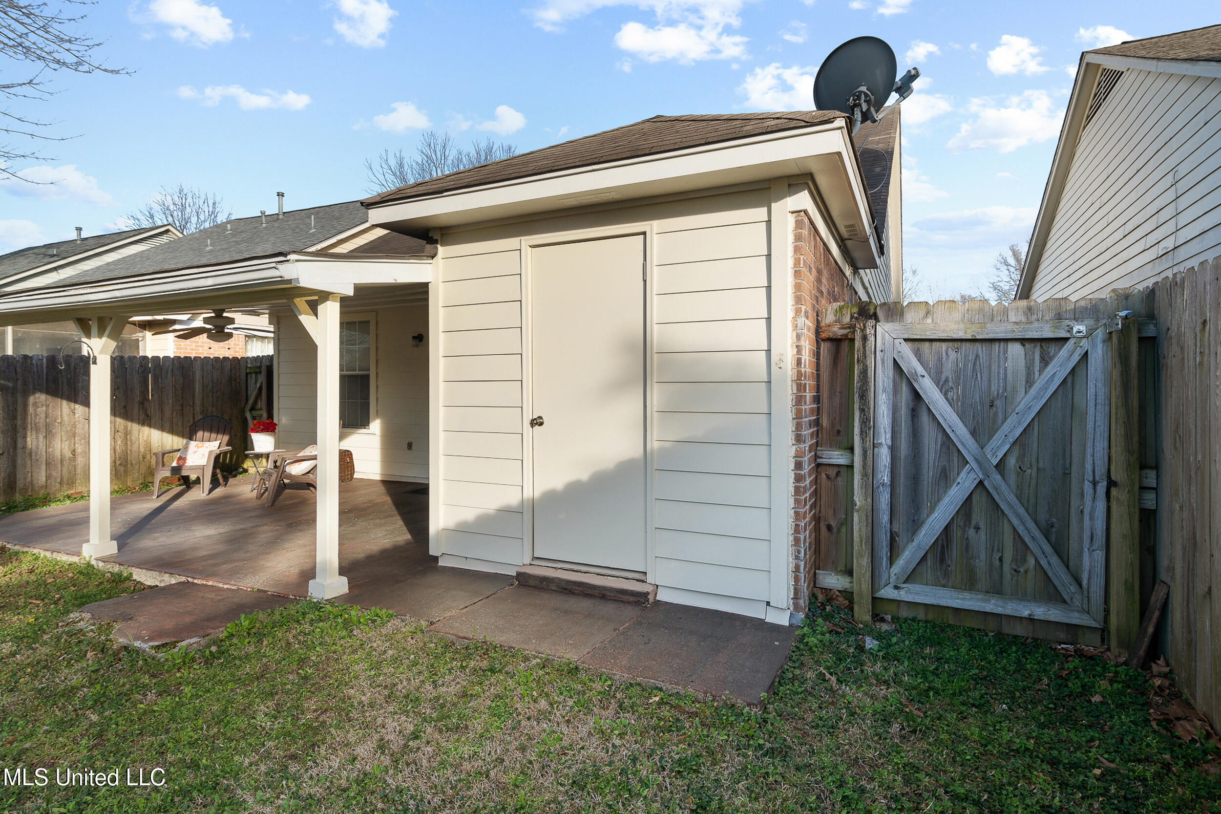 7361 Hugh Lane Ln, Southaven, Mississippi image 15