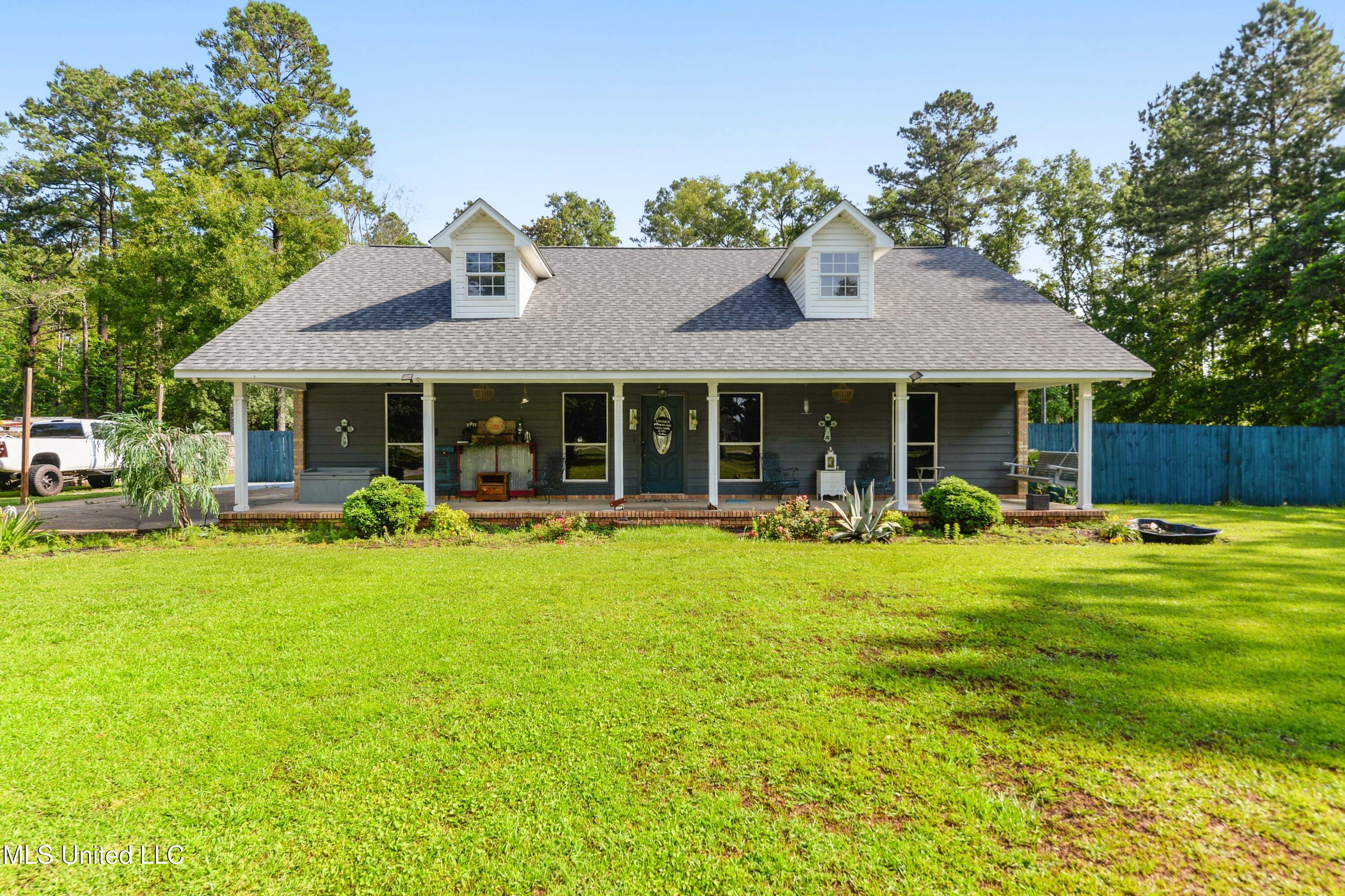 6117 Tanner Williams Road, Lucedale, Mississippi image 1