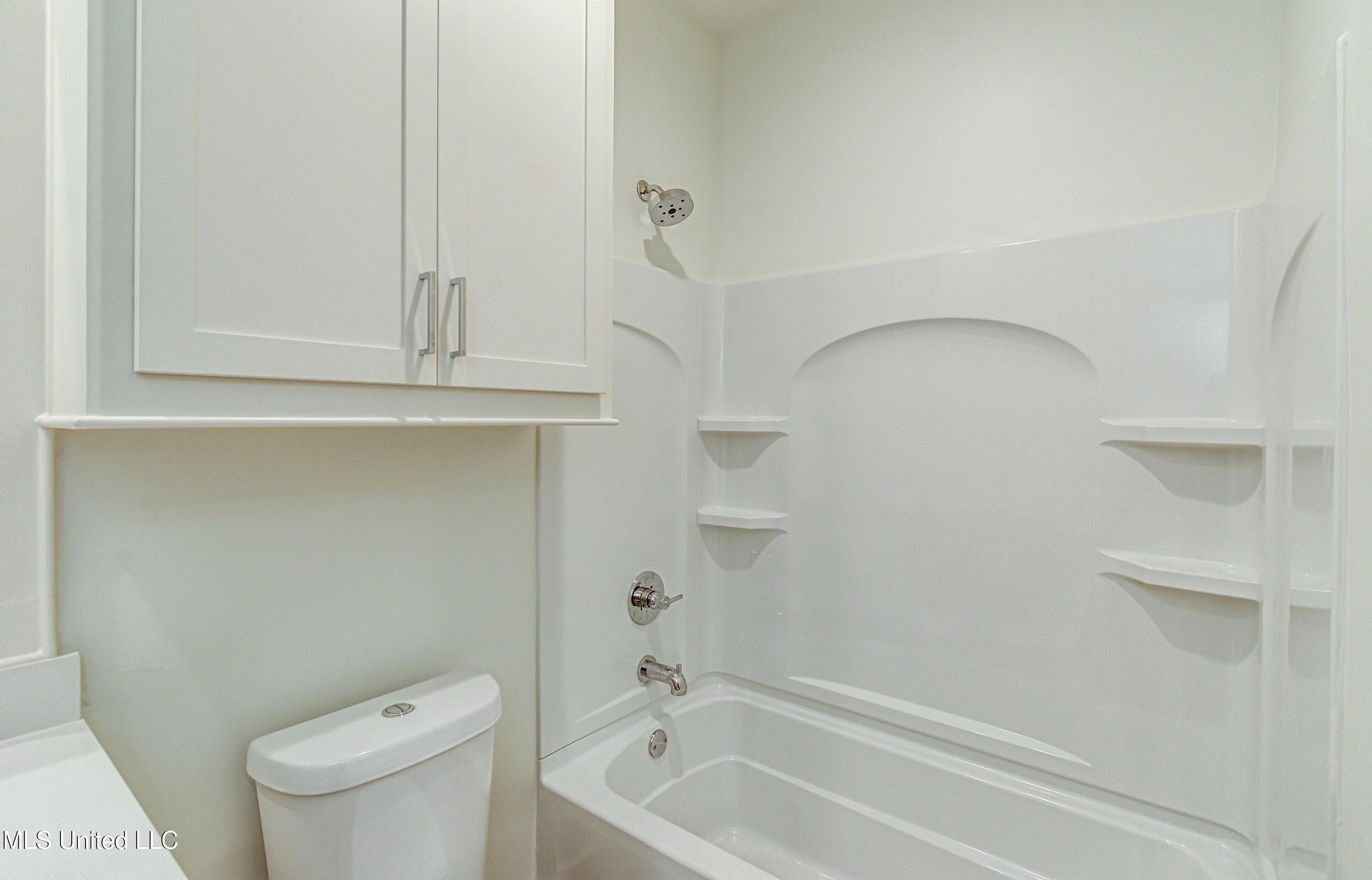 Madison, Mississippi 39110, United States, 5 Bedrooms Bedrooms, ,5 BathroomsBathrooms,Residential,Active,101092