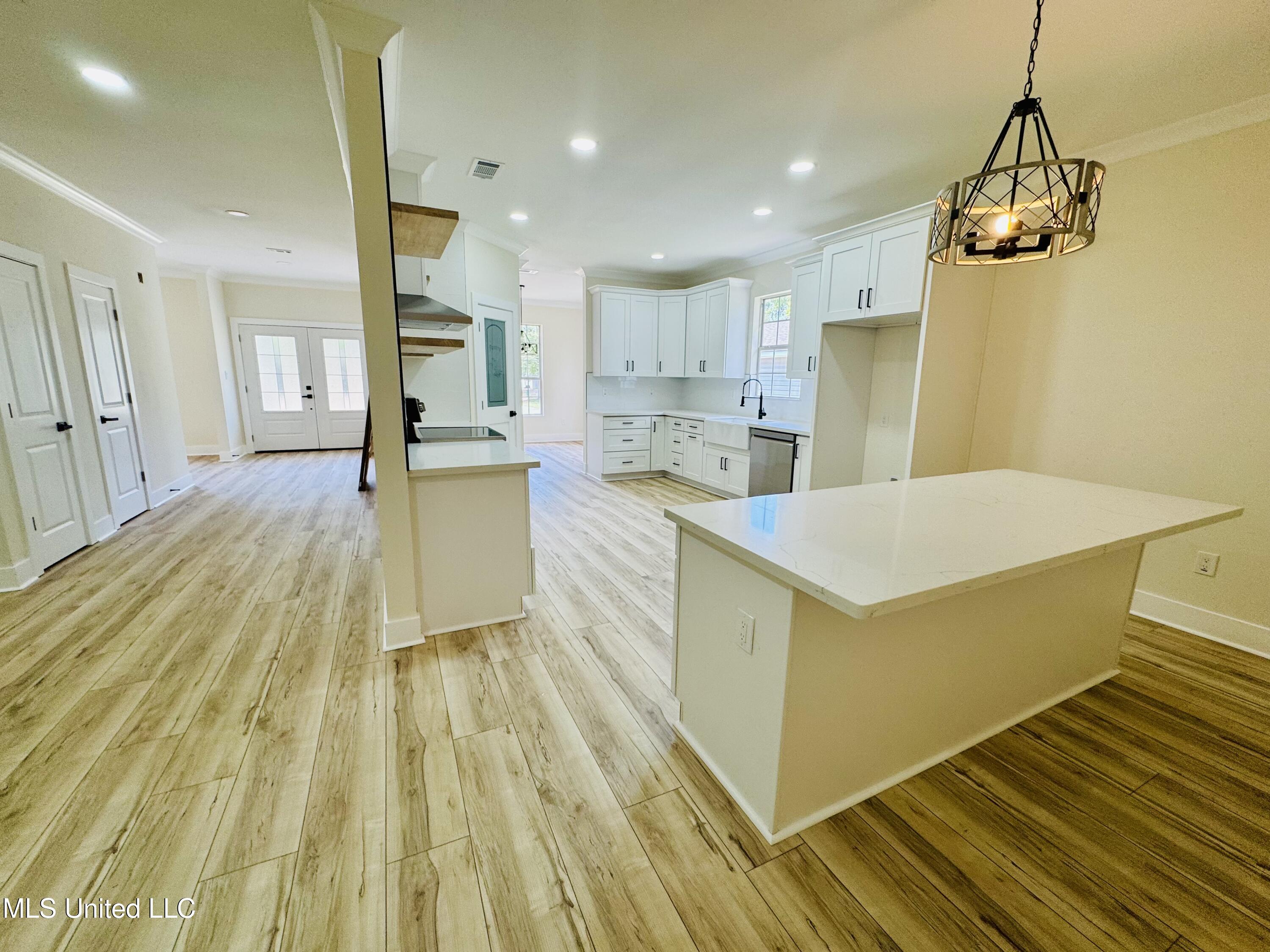 534 25th Street, Gulfport, Mississippi image 5